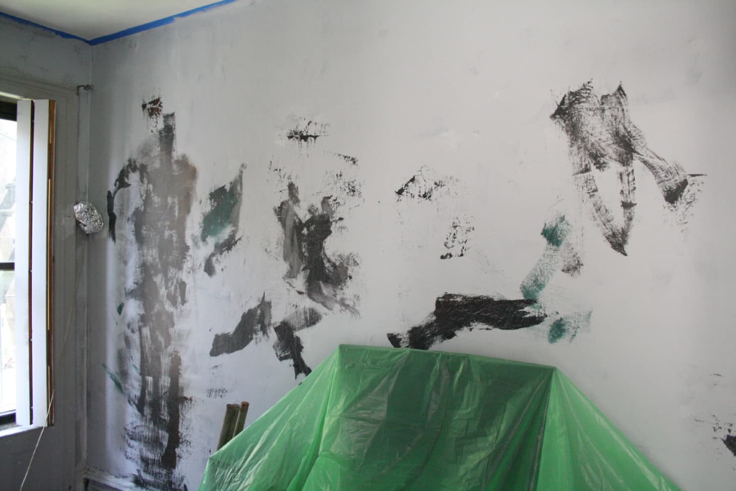 DIY Home Decor How To Paint a Faux Concrete Wall Finish Apartment