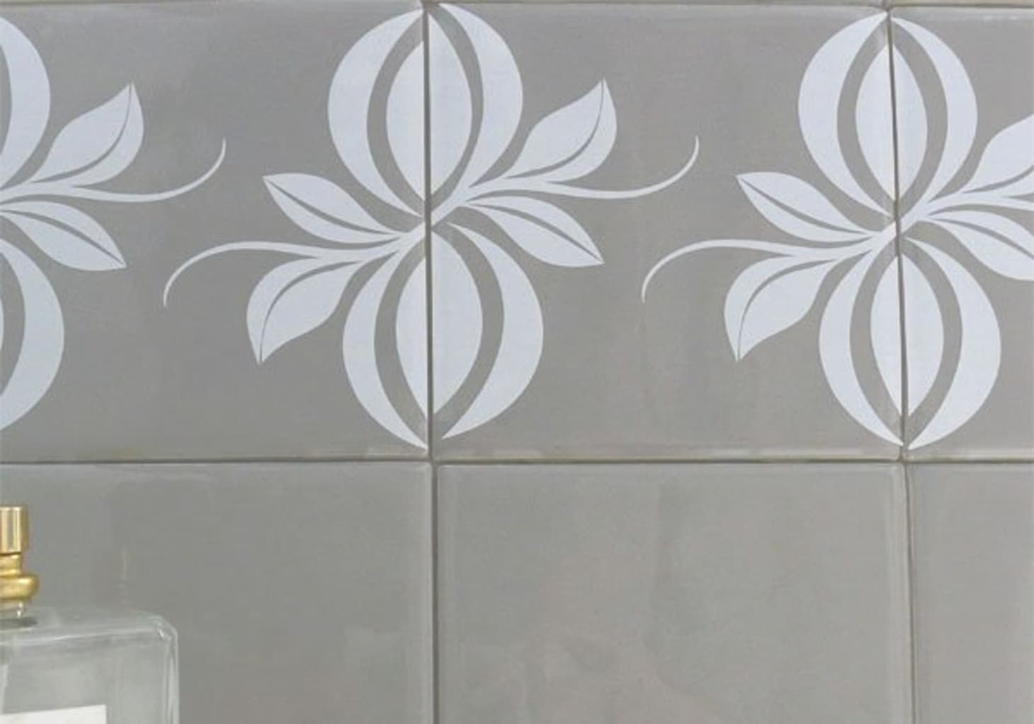 Best Removable Adhesive S For Ers Apartment Therapy Image Credit 2jane