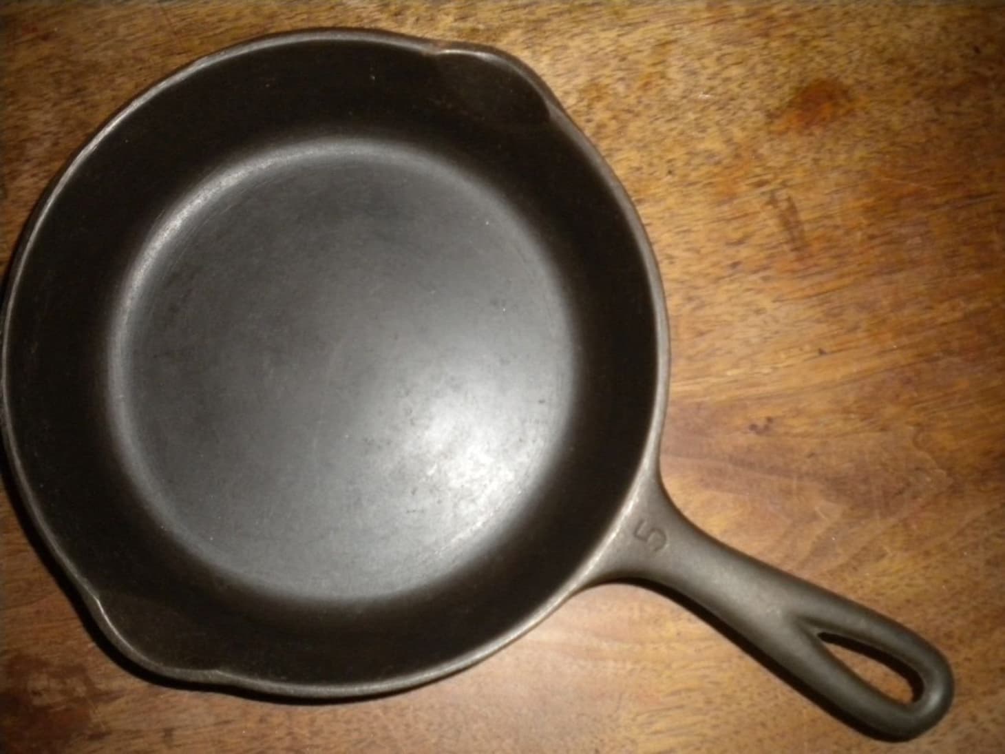 Top Vintage Cast Iron Pans Griswold, Wagner & Lodge Apartment Therapy