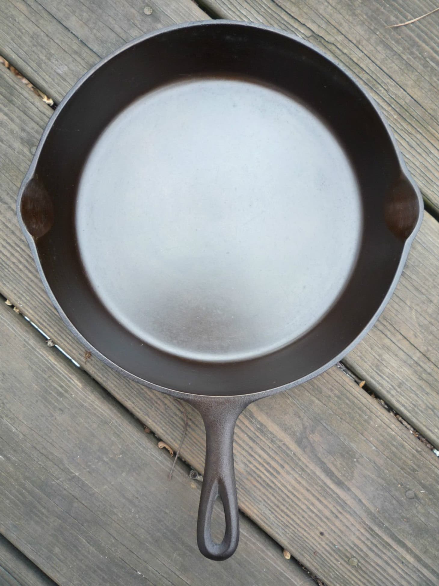 Top Vintage Cast Iron Pans Griswold, Wagner & Lodge Apartment Therapy