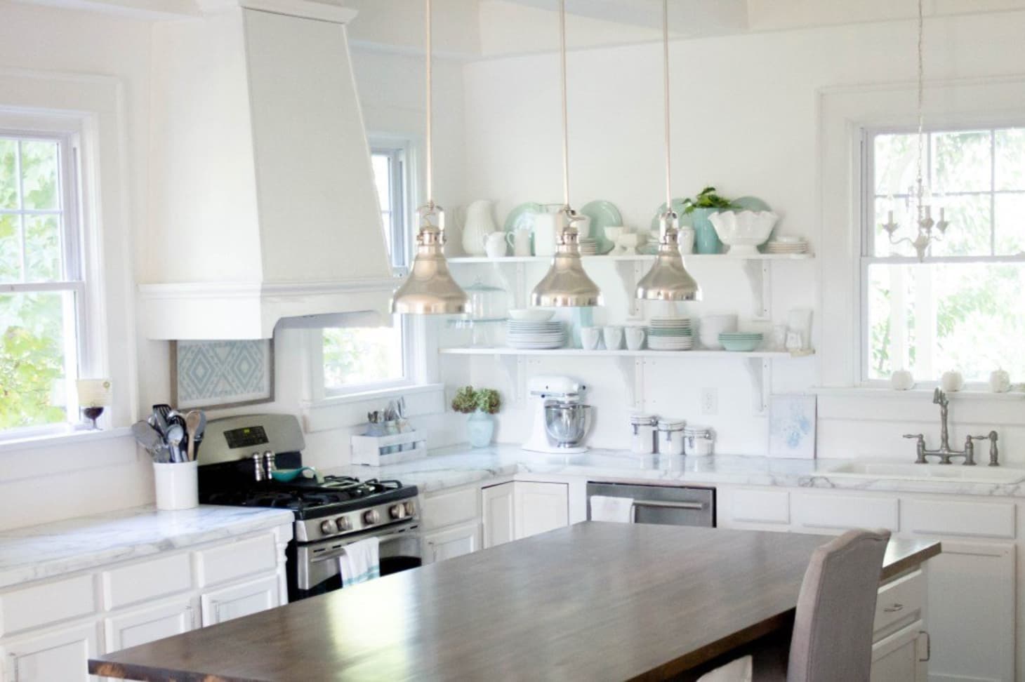 The “AlmostUnbelievable Total Kitchen Renovation for 5k” Makeover Apartment Therapy