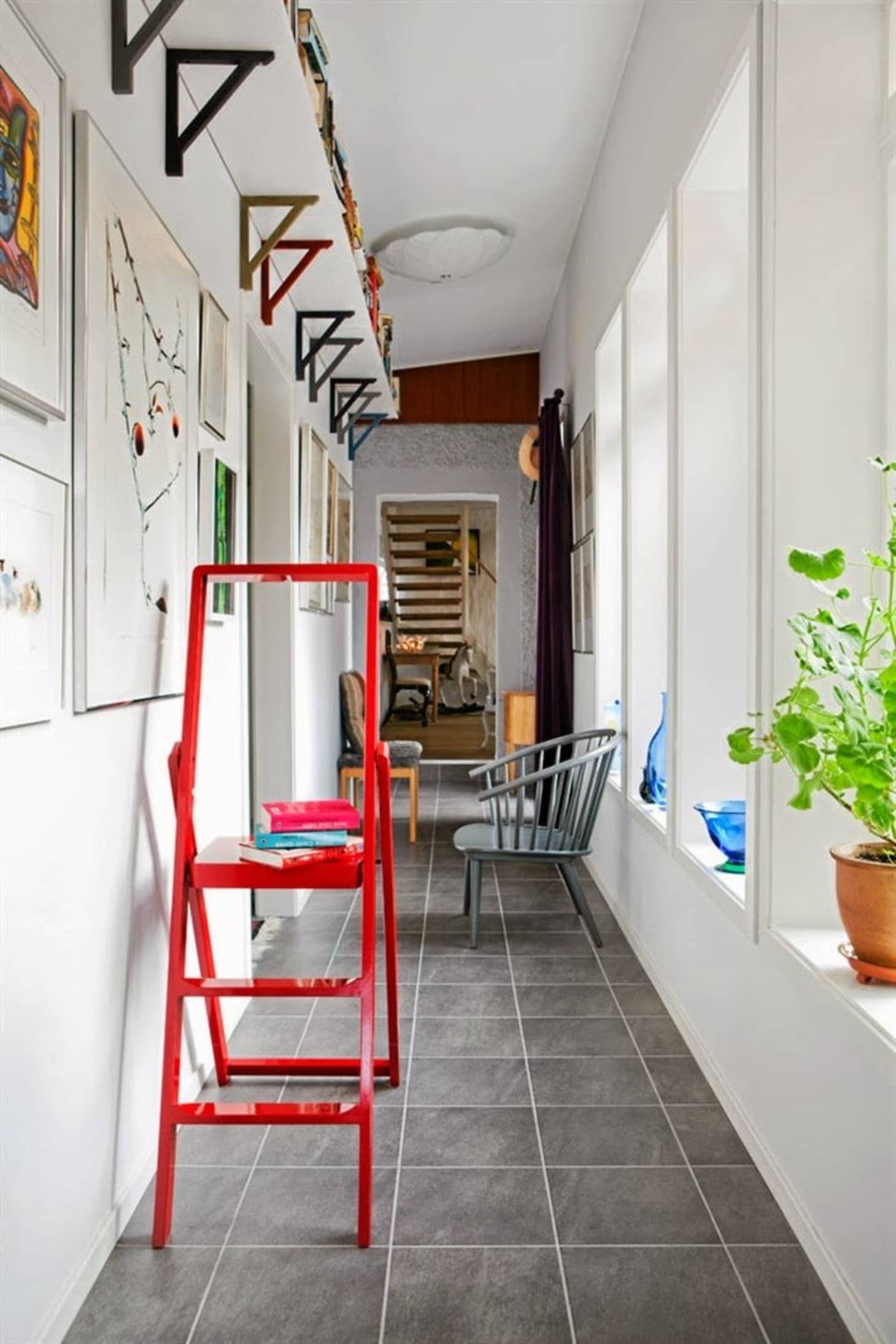 bike storage narrow hallway