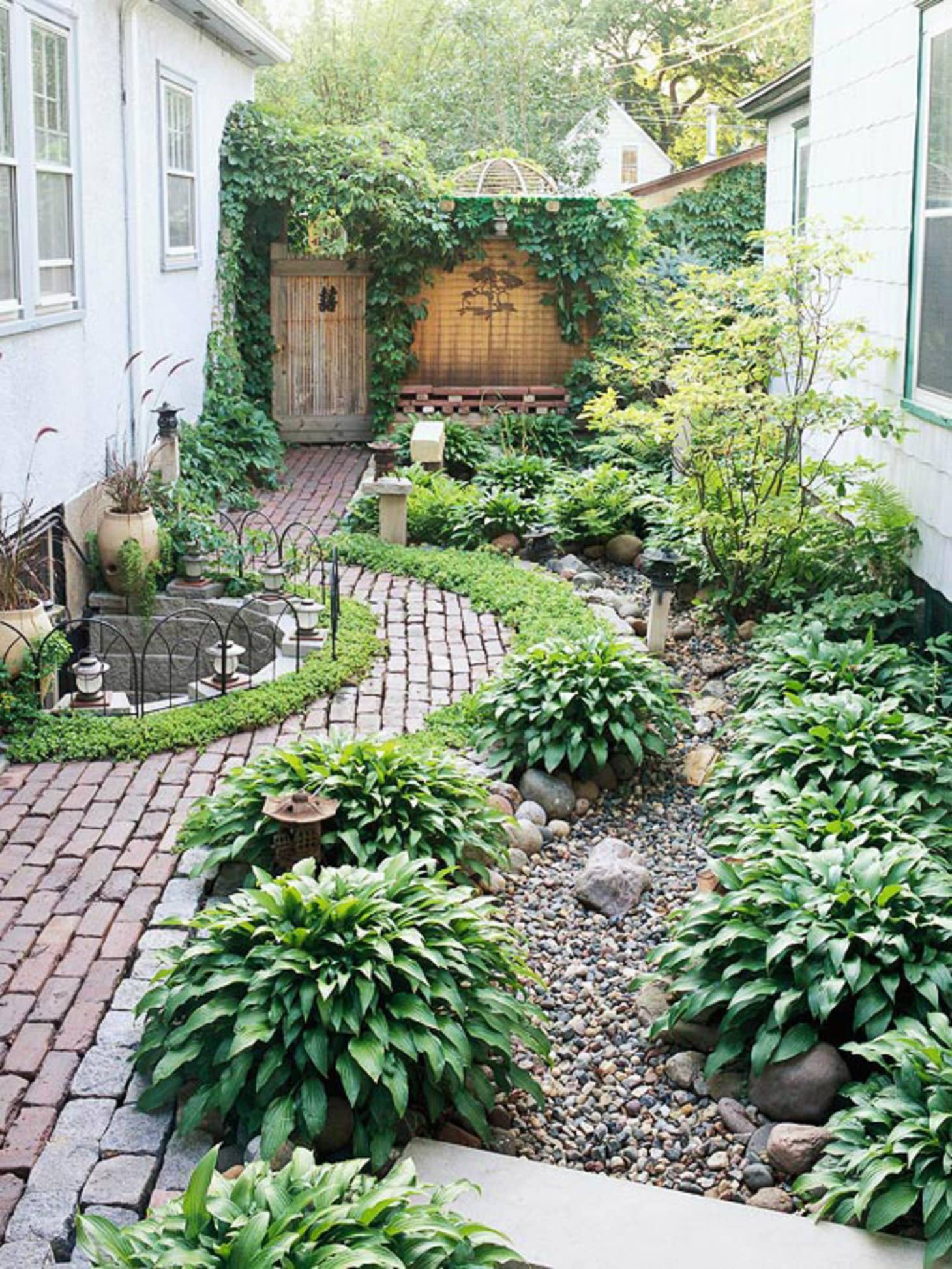 Small Backyard Design Ideas & Inspiration | Apartment Therapy