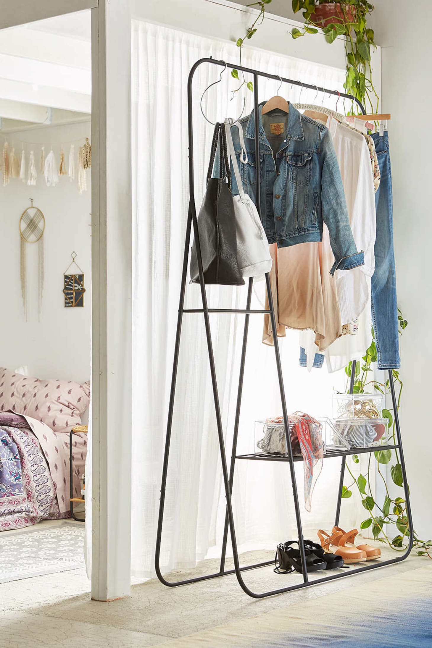9 Creative Ways To Organize Your Coats And Hats By The Door When Image Credit Urban Outfitters