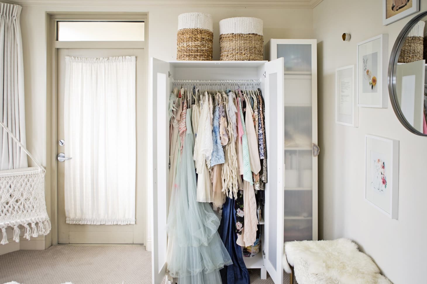 9 Ways To Organize A Bedroom With No Closets Apartment Therapy Image Credit Kim Lucian