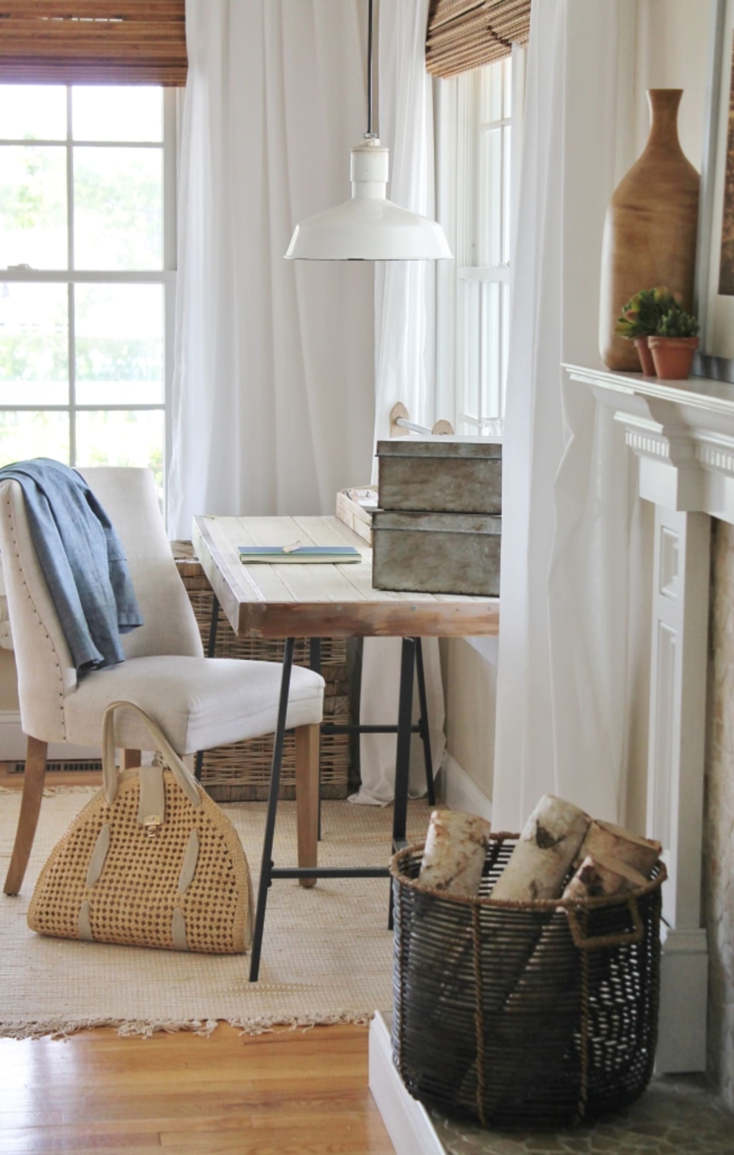 Beautiful Rooms With a Modern Farmhouse Style Apartment Therapy