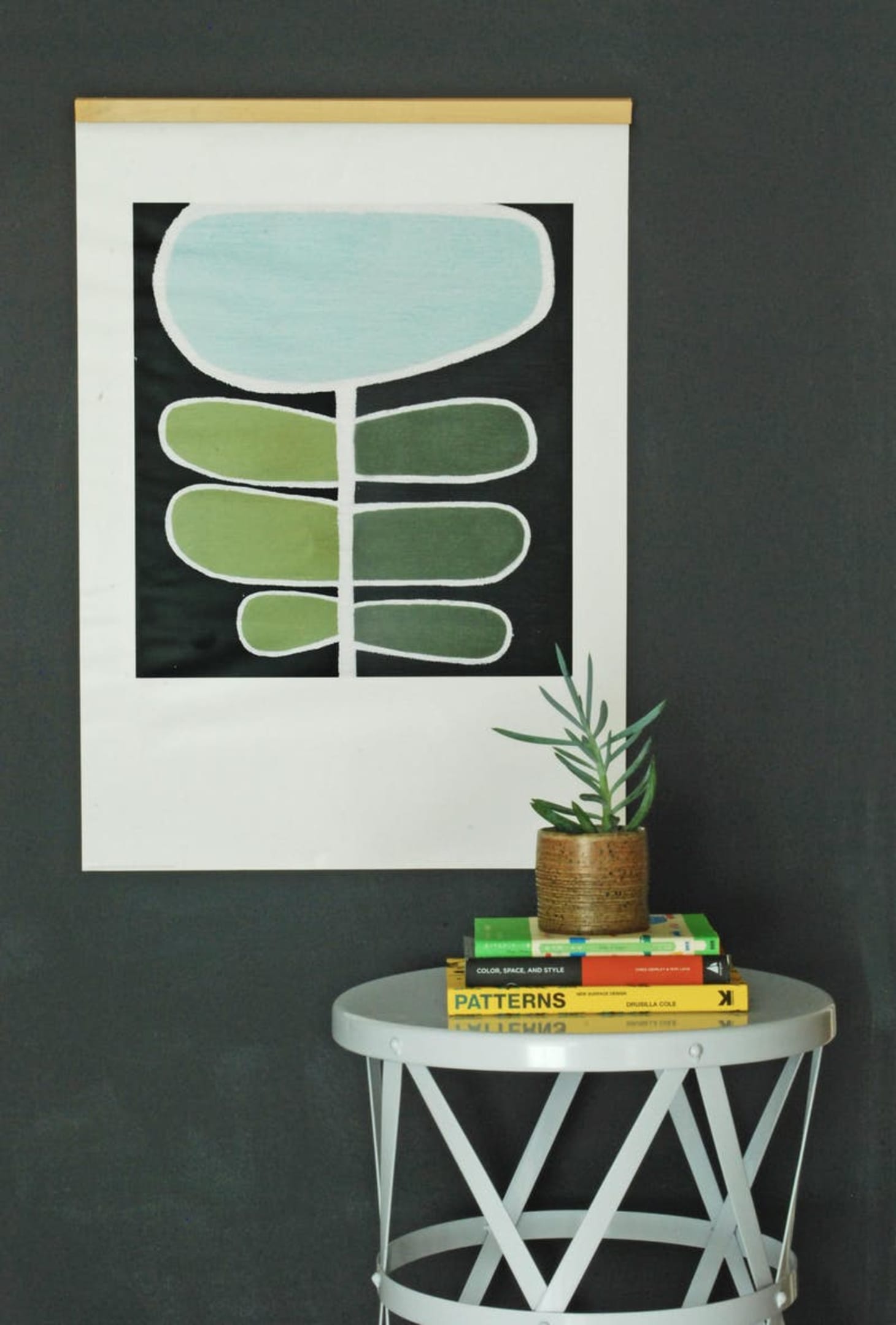 Large Picture Frames You Can Make On The Apartment Therapy Image Credit Dabney Frake