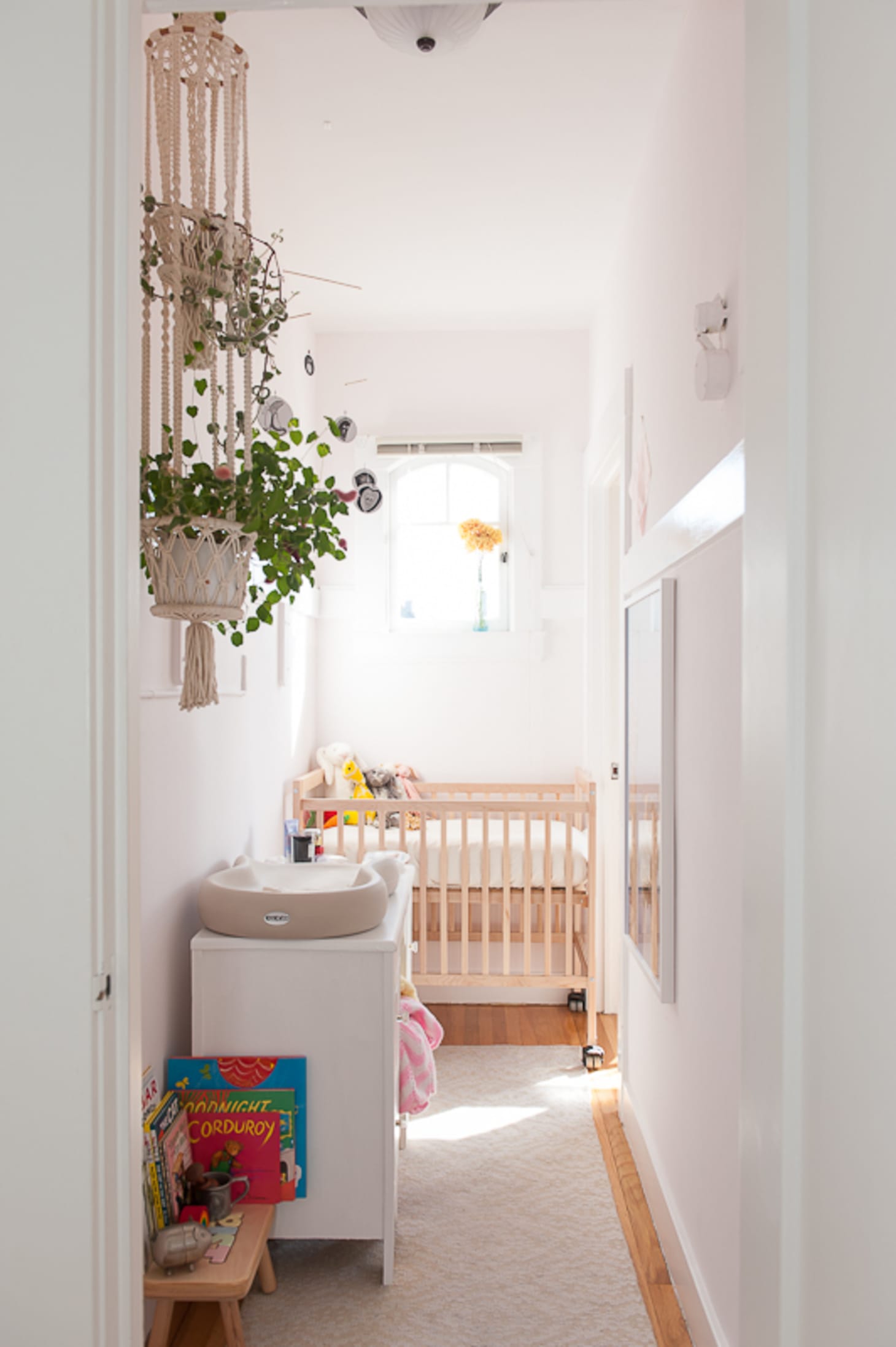 How to Fit a Nursery Into Your Very Small Space Apartment Therapy