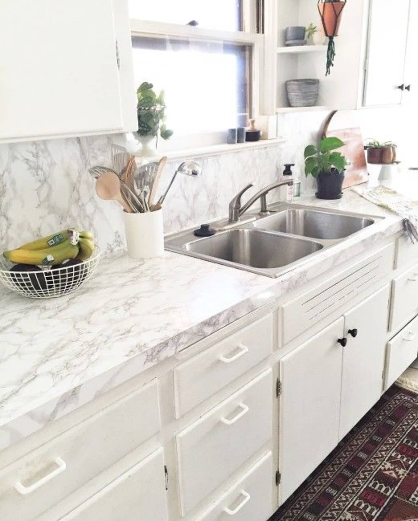 9 Temporary Solutions for an Ugly (or Just Plain Boring) Backsplash
