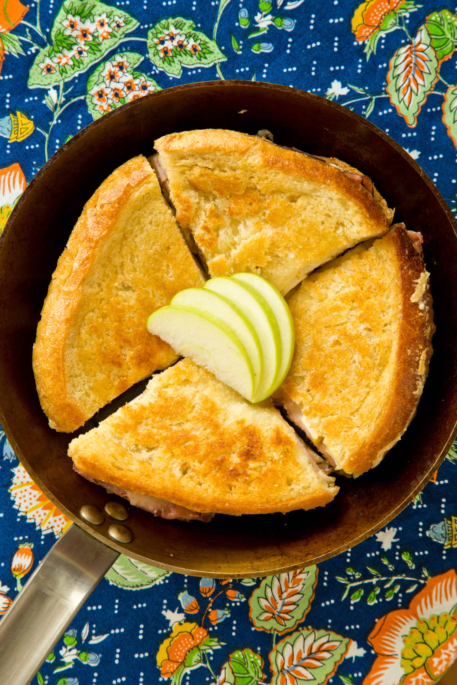 Recipe Giant Skillet Grilled Cheese with Ham and Apple Kitchn