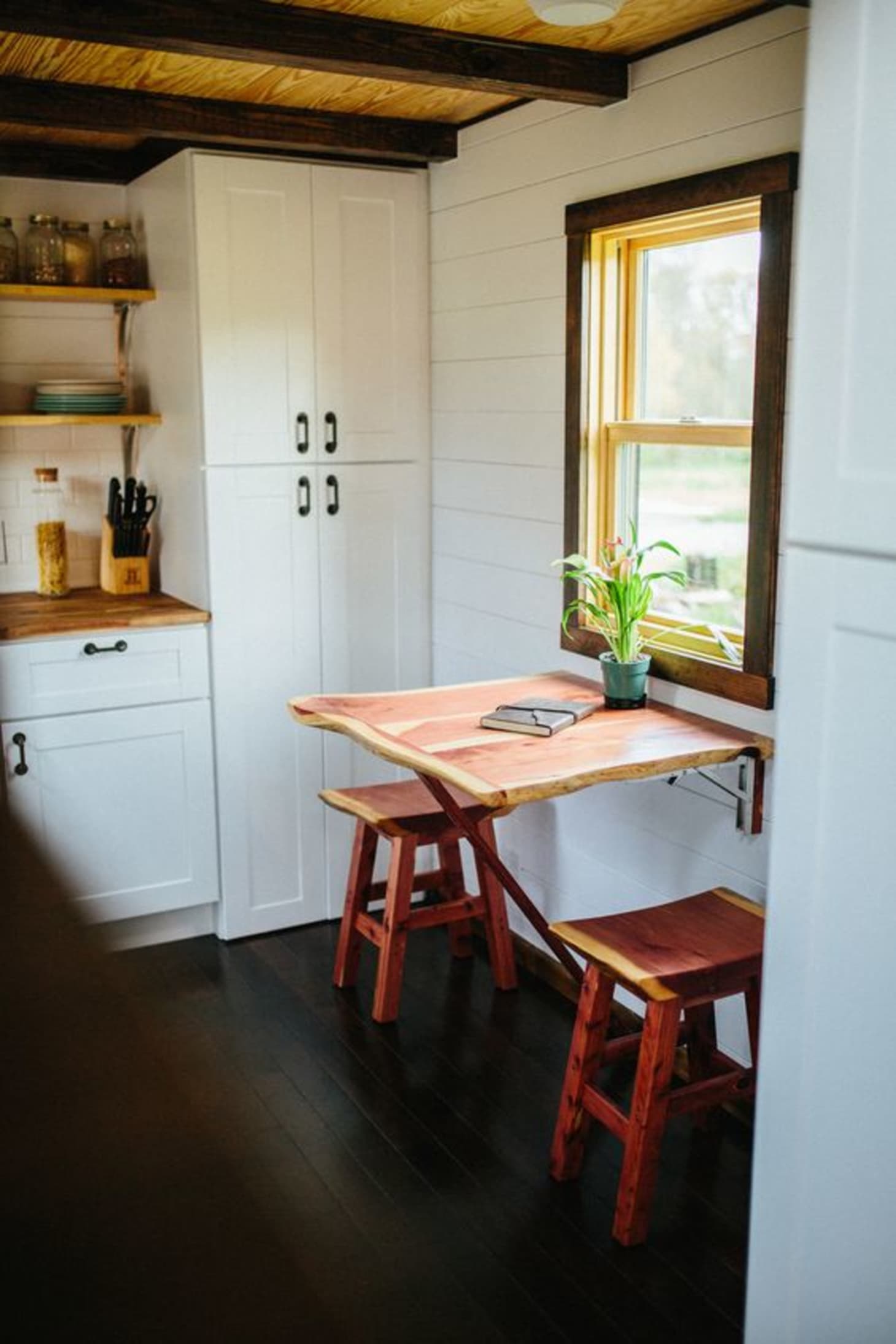 5 Ways To Create A Dining Space In The Tiniest Kitchen Kitchn Image Credit Tiny House Swoon