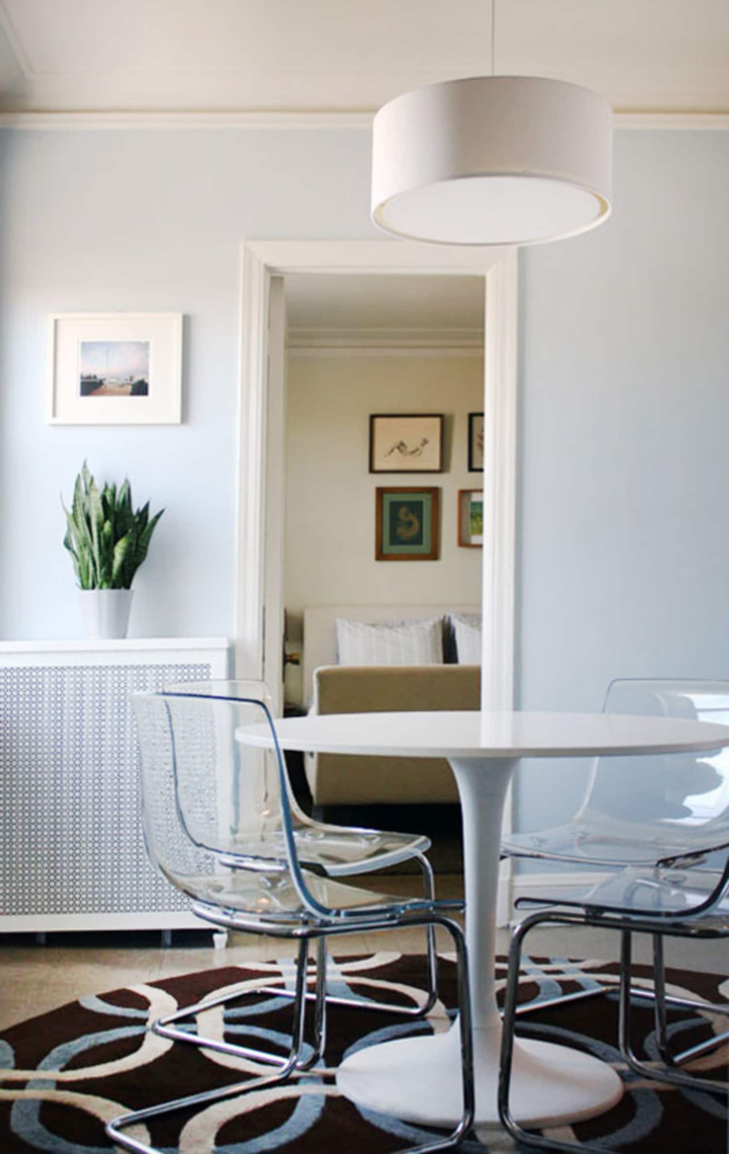 Kelly and michael s light and bright abode apartment therapy for Casa moderna bianca Kelly and michael s light and bright abode apartment therapy for Casa moderna bianca