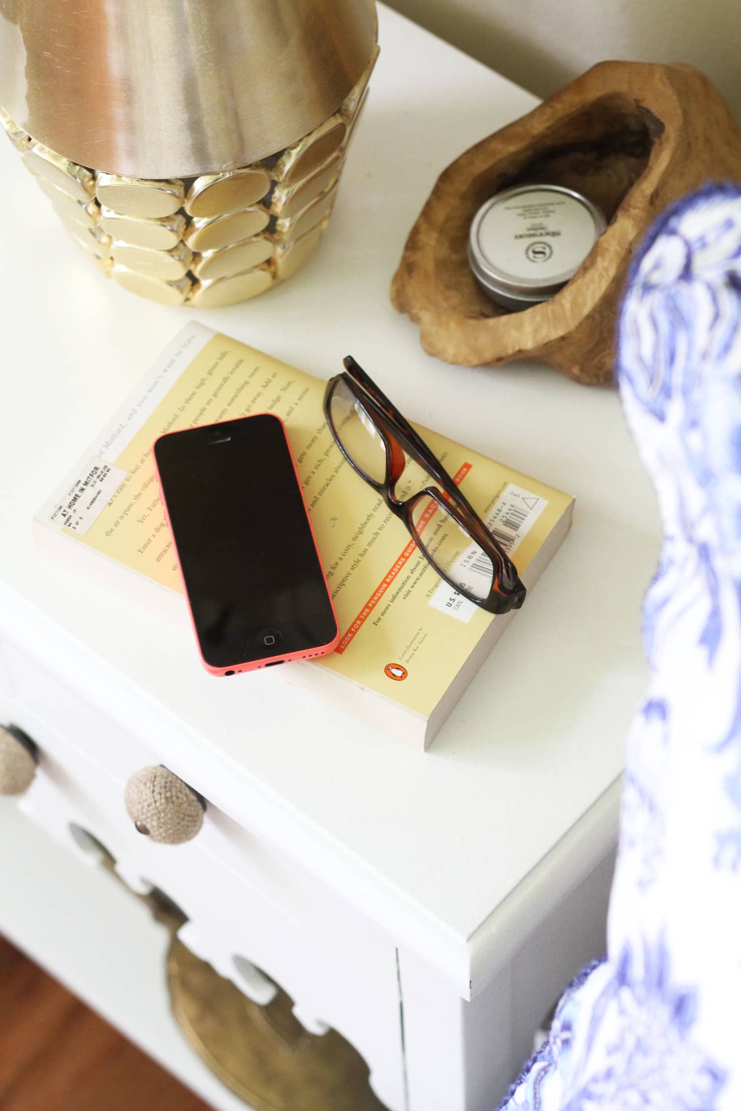 Using Your Phone as an Alarm? Here’s Why You Should Stop Apartment