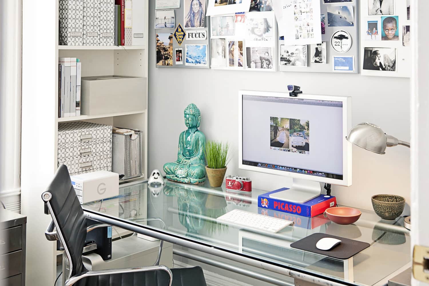 5-ways-to-organize-a-desk-without-drawers-apartment-therapy