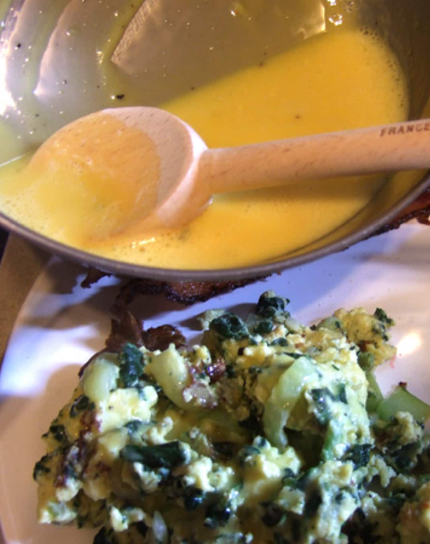 Recipe: How to Make Hollandaise Sauce | Kitchn