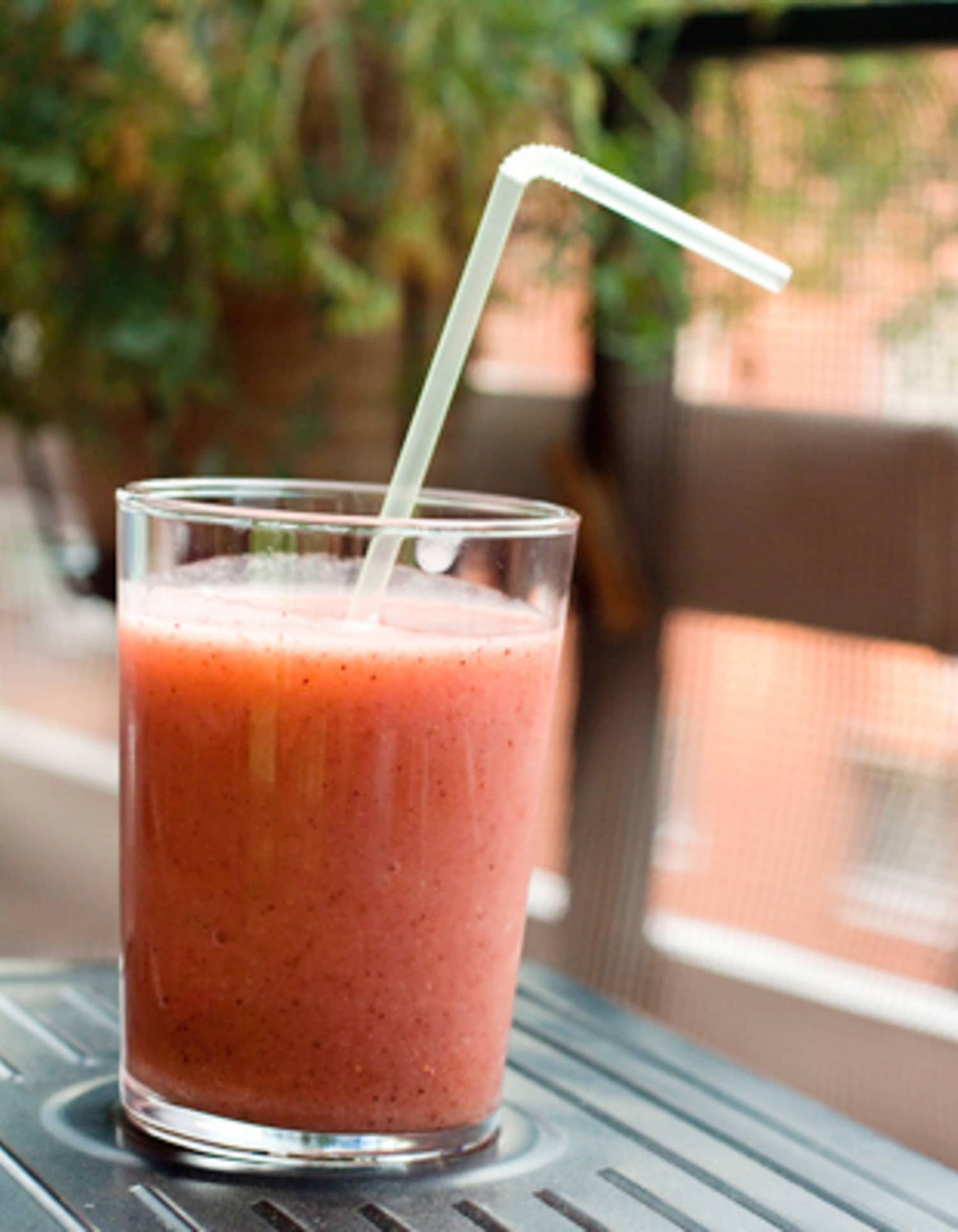 Try This! Add Oatmeal to Smoothies | Kitchn