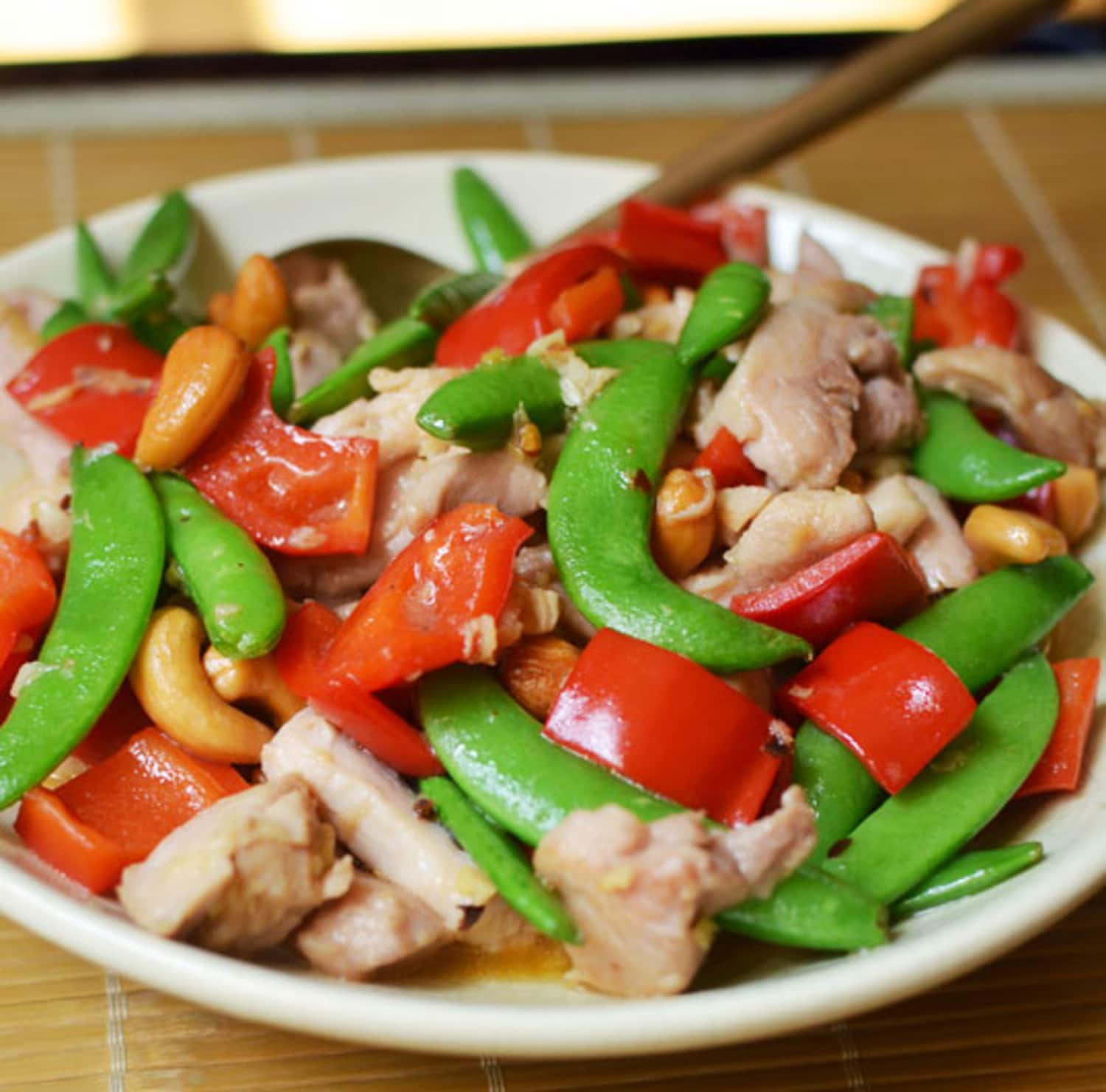 How To Stir-Fry Chicken and Cashews | Kitchn