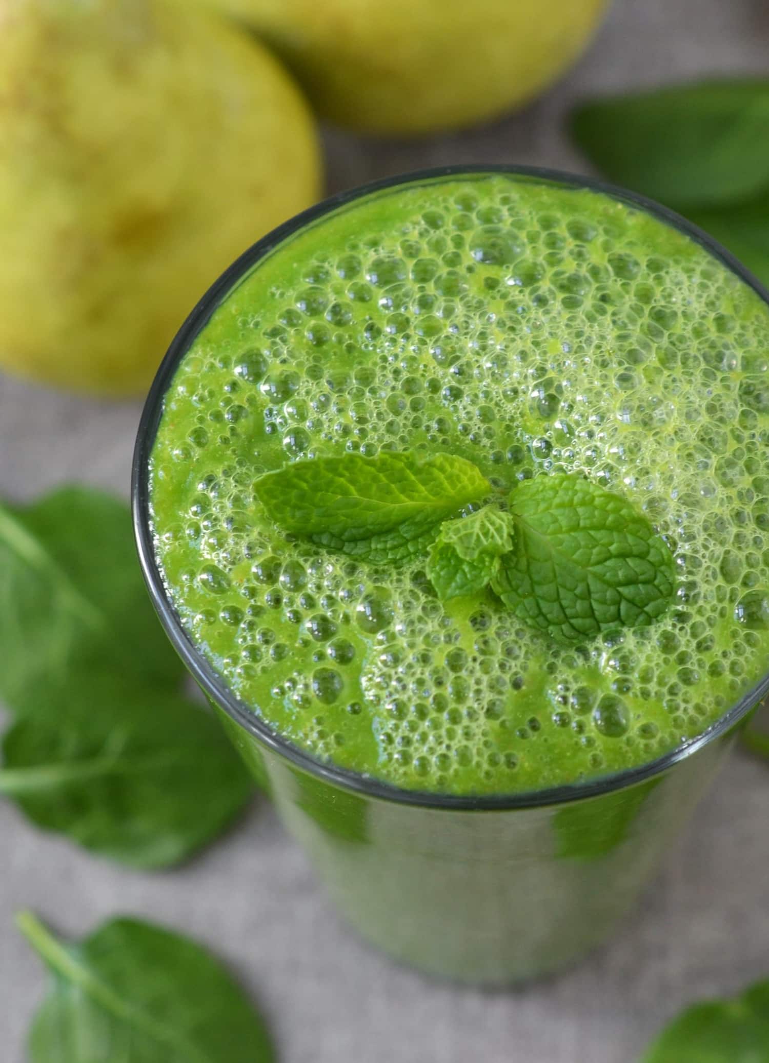 Recipe Green Smoothie with Spinach, Pear, and Ginger Kitchn