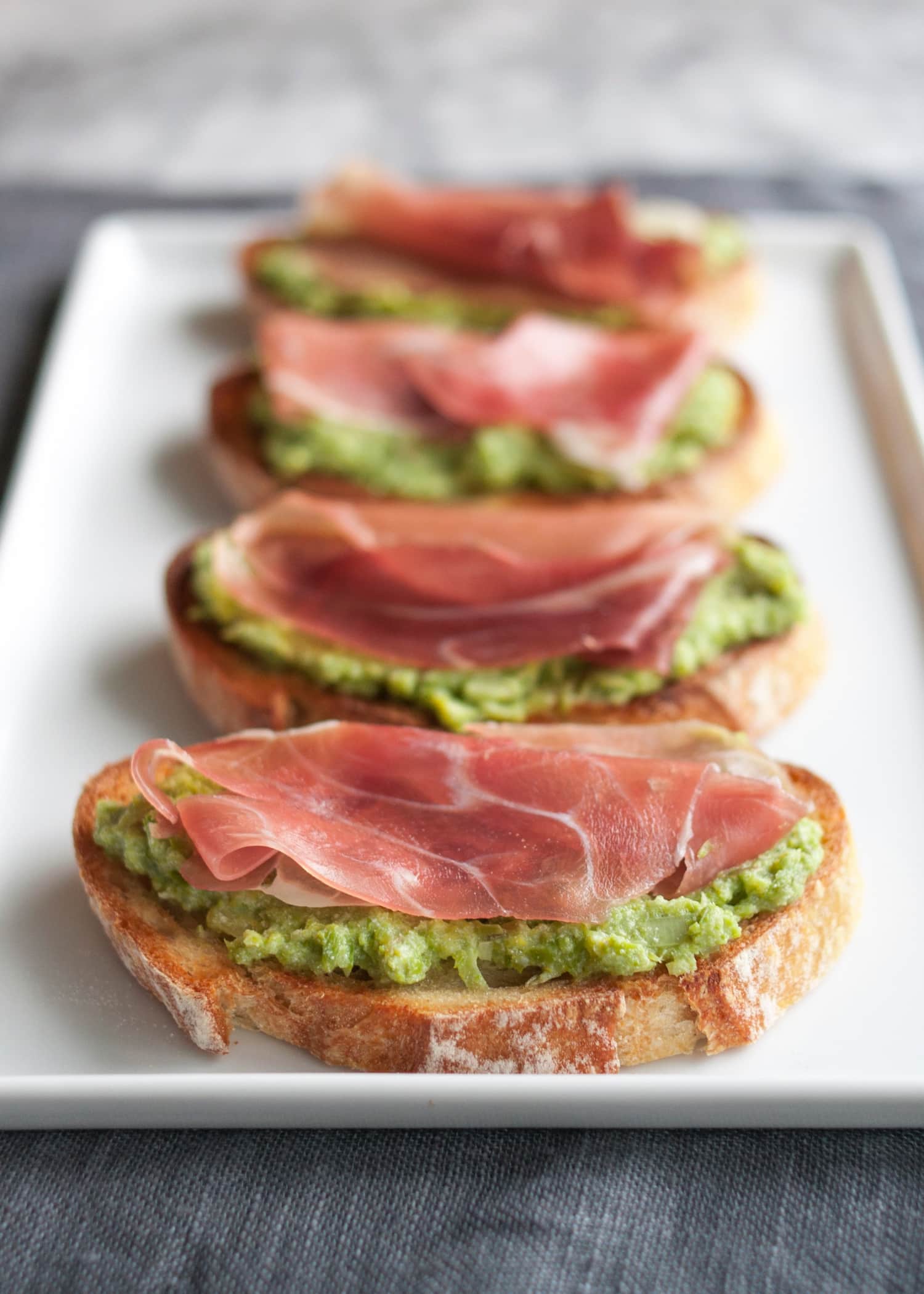 Recipe Asparagus & Prosciutto Crostini Kitchn