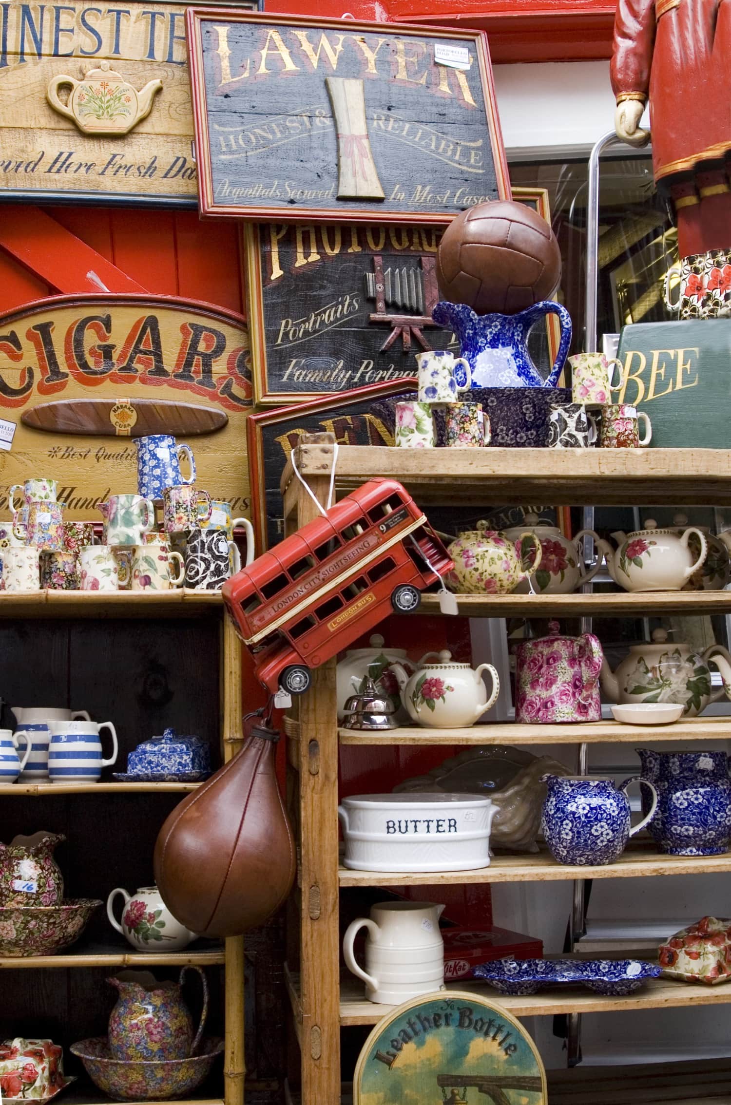 5 Kitchen Things You Should Always Pick Up at a Flea ...