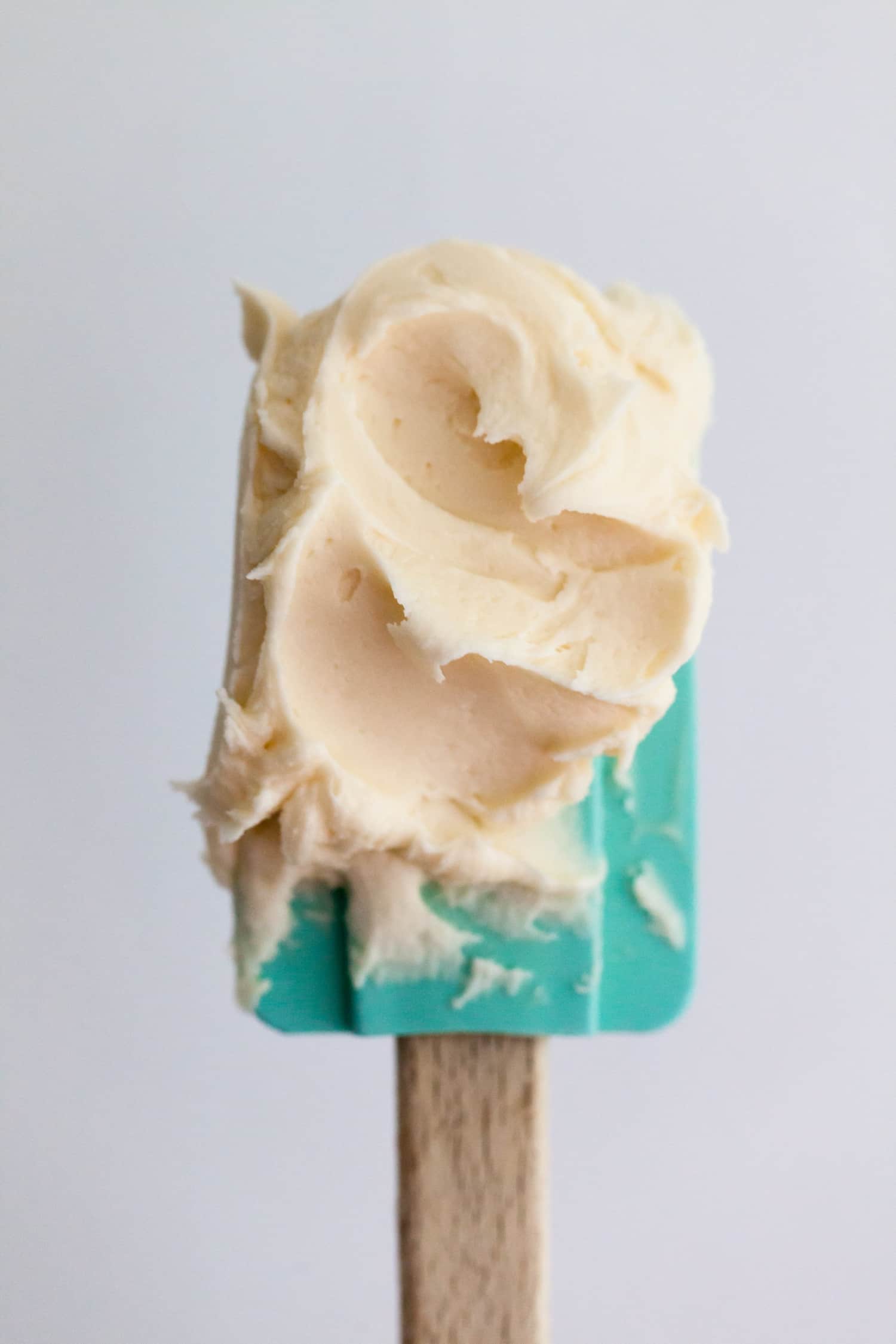 How To Make a Basic Buttercream Frosting Kitchn