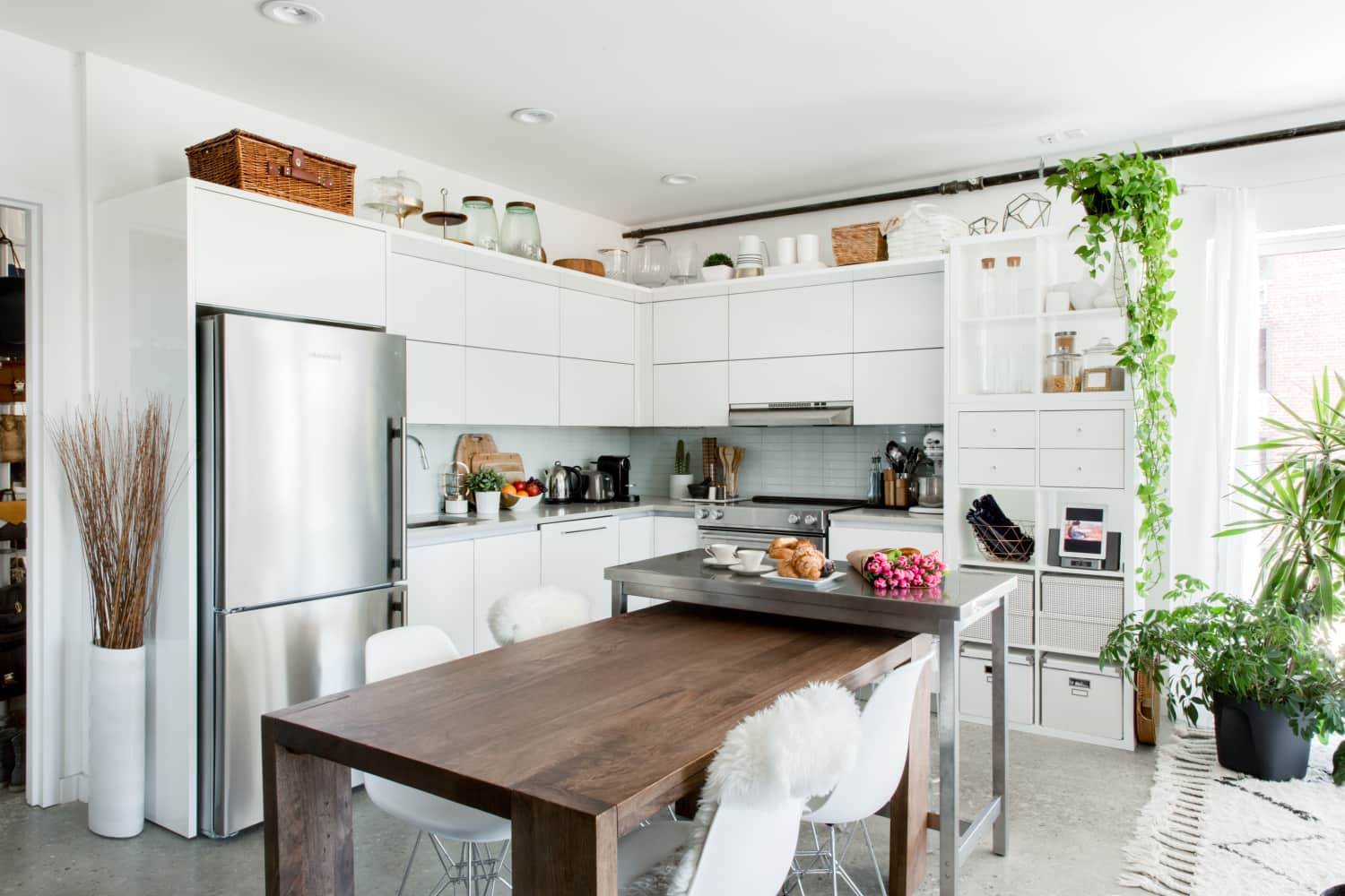 5 Ways to Take Advantage of the Most Obvious Wasted Space in Your