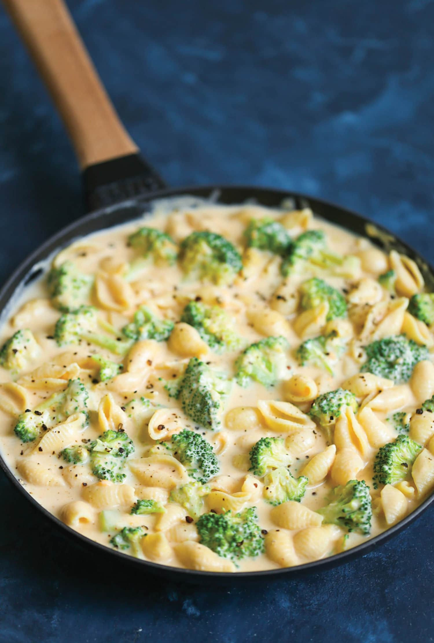 This Broccoli Mac & Cheese Comes Together in 30 Minutes Kitchn
