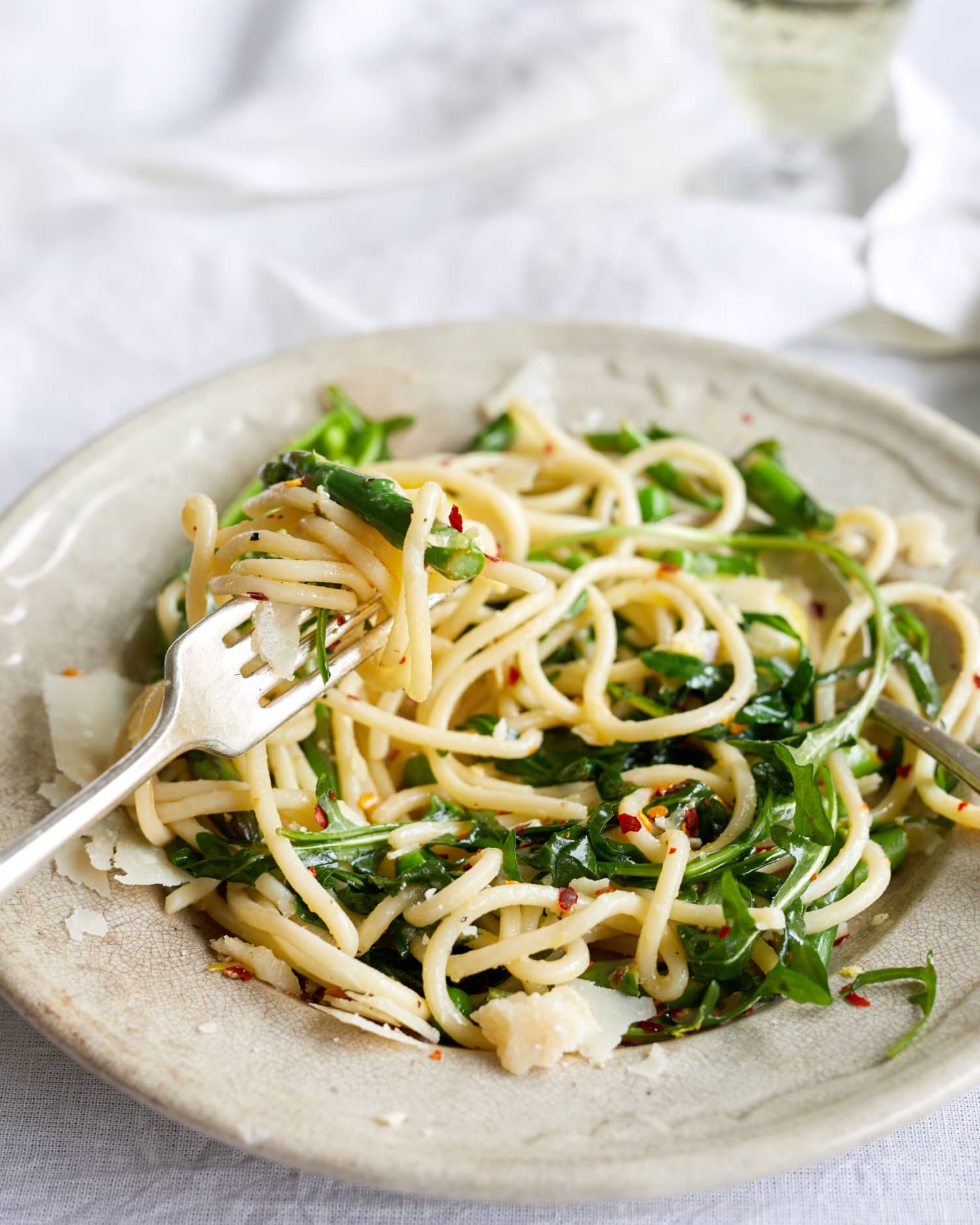 Recipe Garlic Butter Pasta with Asparagus and Peas Kitchn