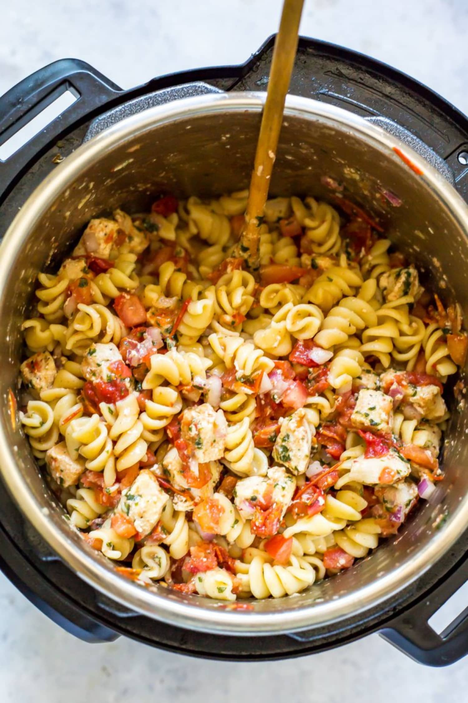 Instant Pot Bruschetta Chicken Pasta Is a Must-Make