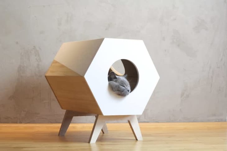 Modern Cat House at Petsinboxes/Etsy