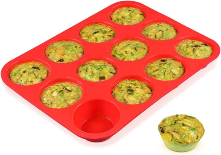 Caketime 12-Cup Silicone Muffin Pan at Amazon