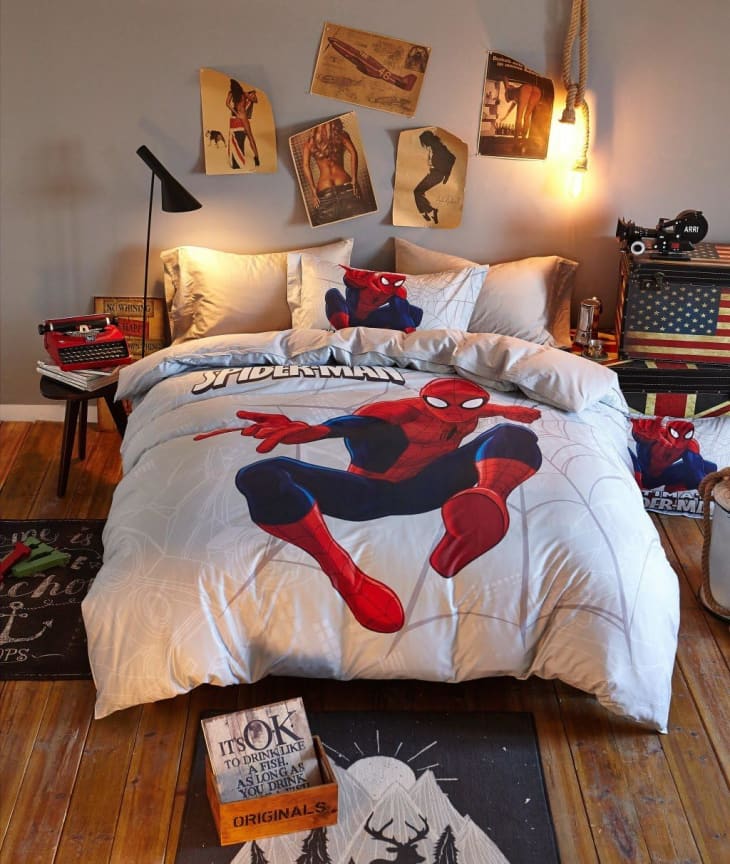 Product Image: Haru Homie Spiderman Reversible Bedding Set