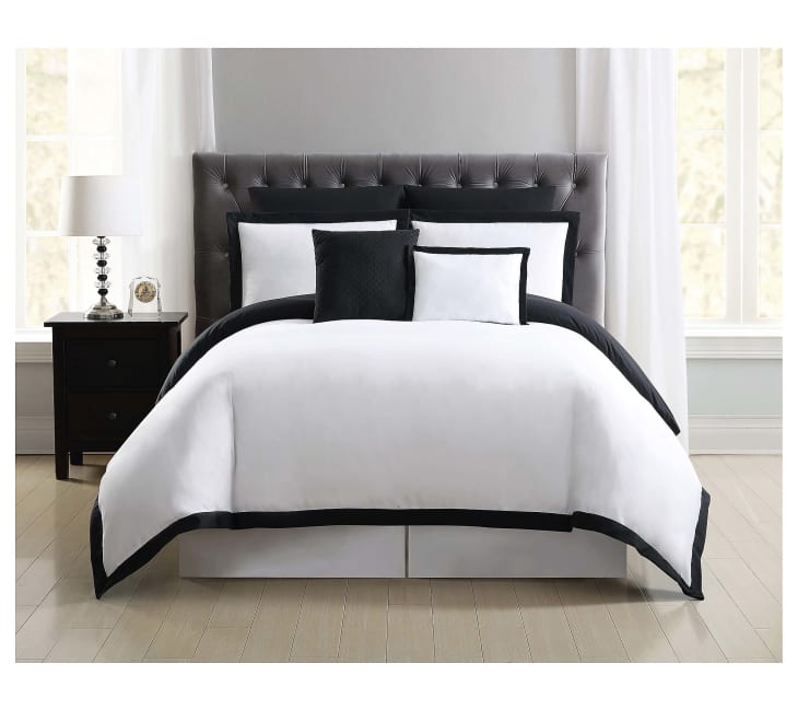 Truly Soft Everyday Hotel Border 7-Piece Full/Queen Duvet Set at QVC.com