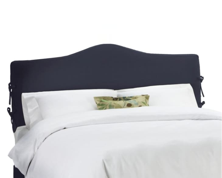 产品图片:Eloise沙发罩床头板，海军斜纹在一个国王巷