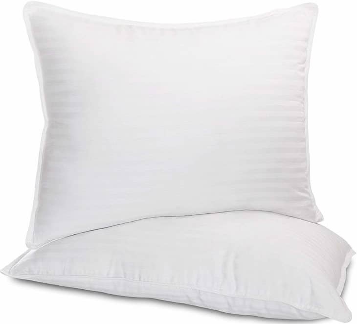 Utopia Bedding Premium Fiber Filled Bed Pillow at Amazon