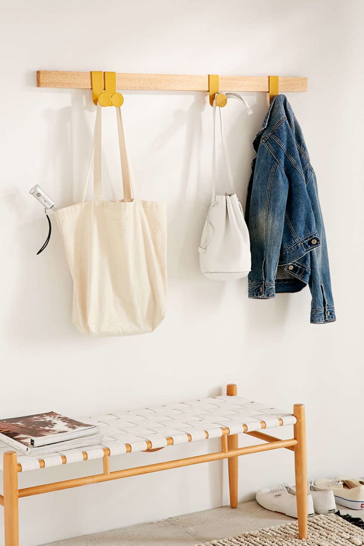 Minimal coat 2025 hooks