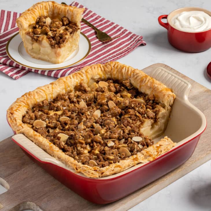 Heritage Square Dish Le Creuset Sale The Kitchn