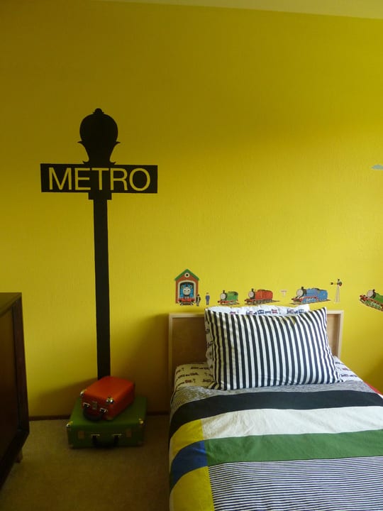 A Train Themed Boy S Room Apartment Therapy