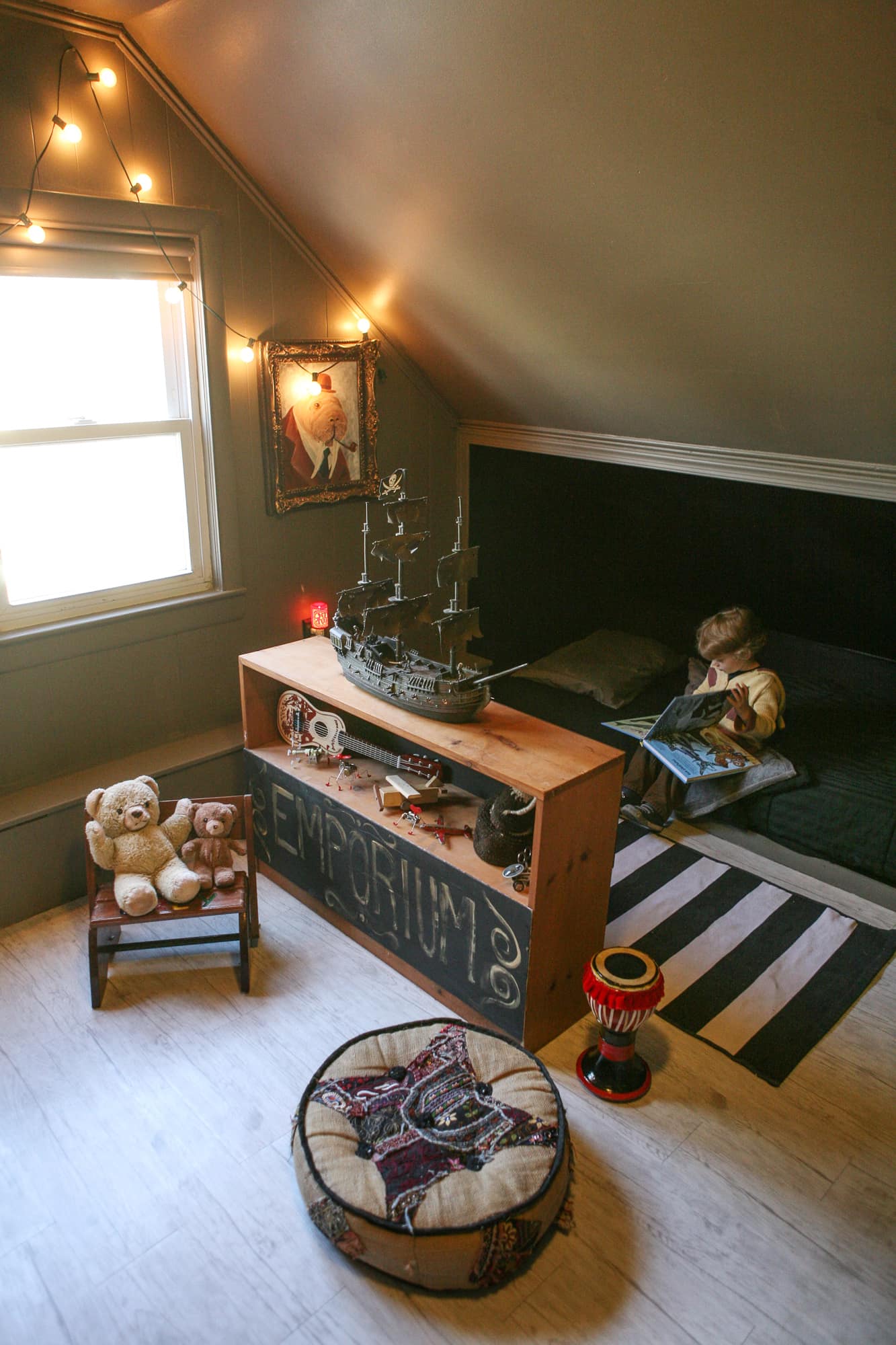 A Nook Of One S Own Kids Hideouts Hideaways Apartment Therapy