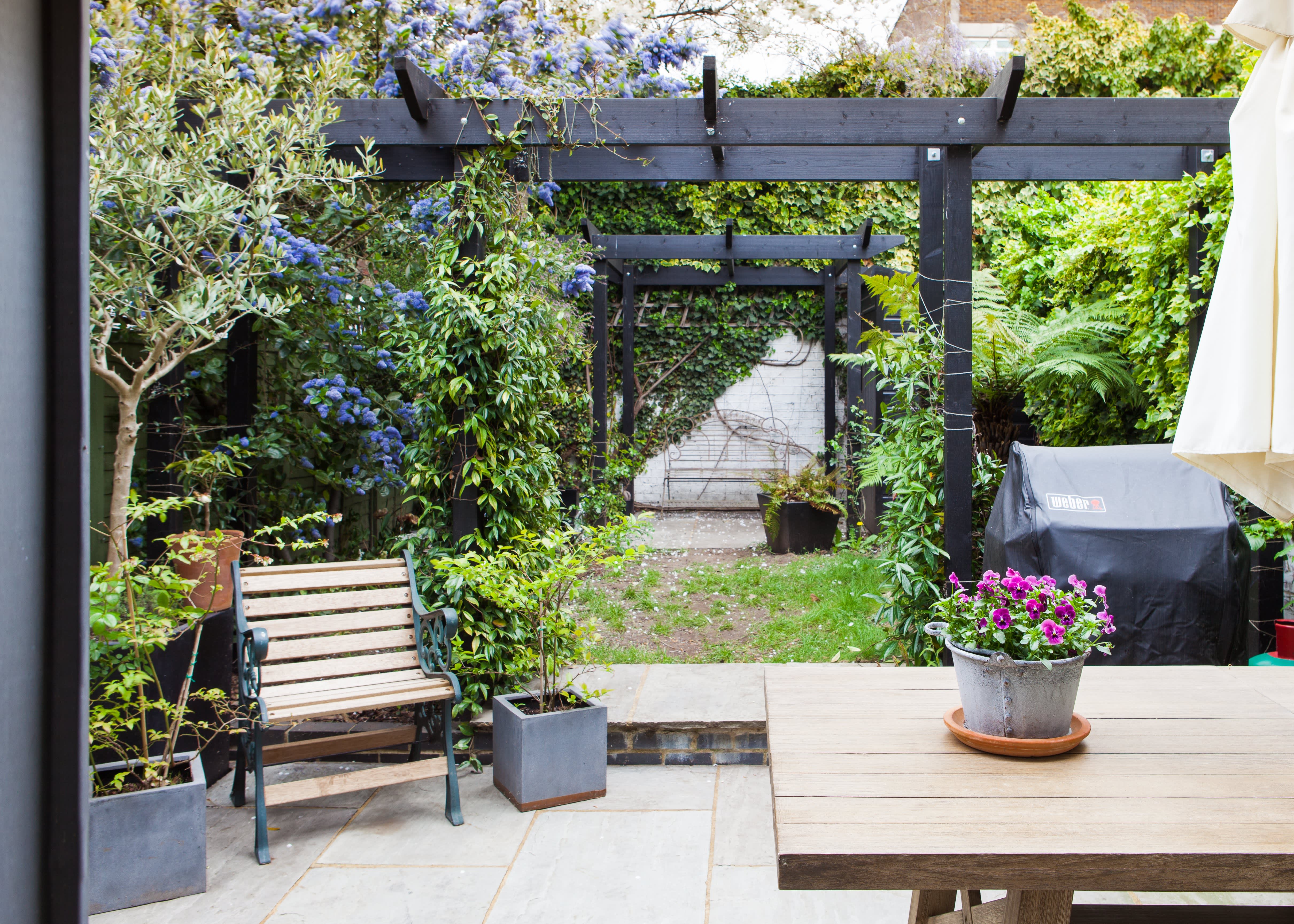 Doris And Jon S Vintage Contemporary Victorian Apartment Therapy
