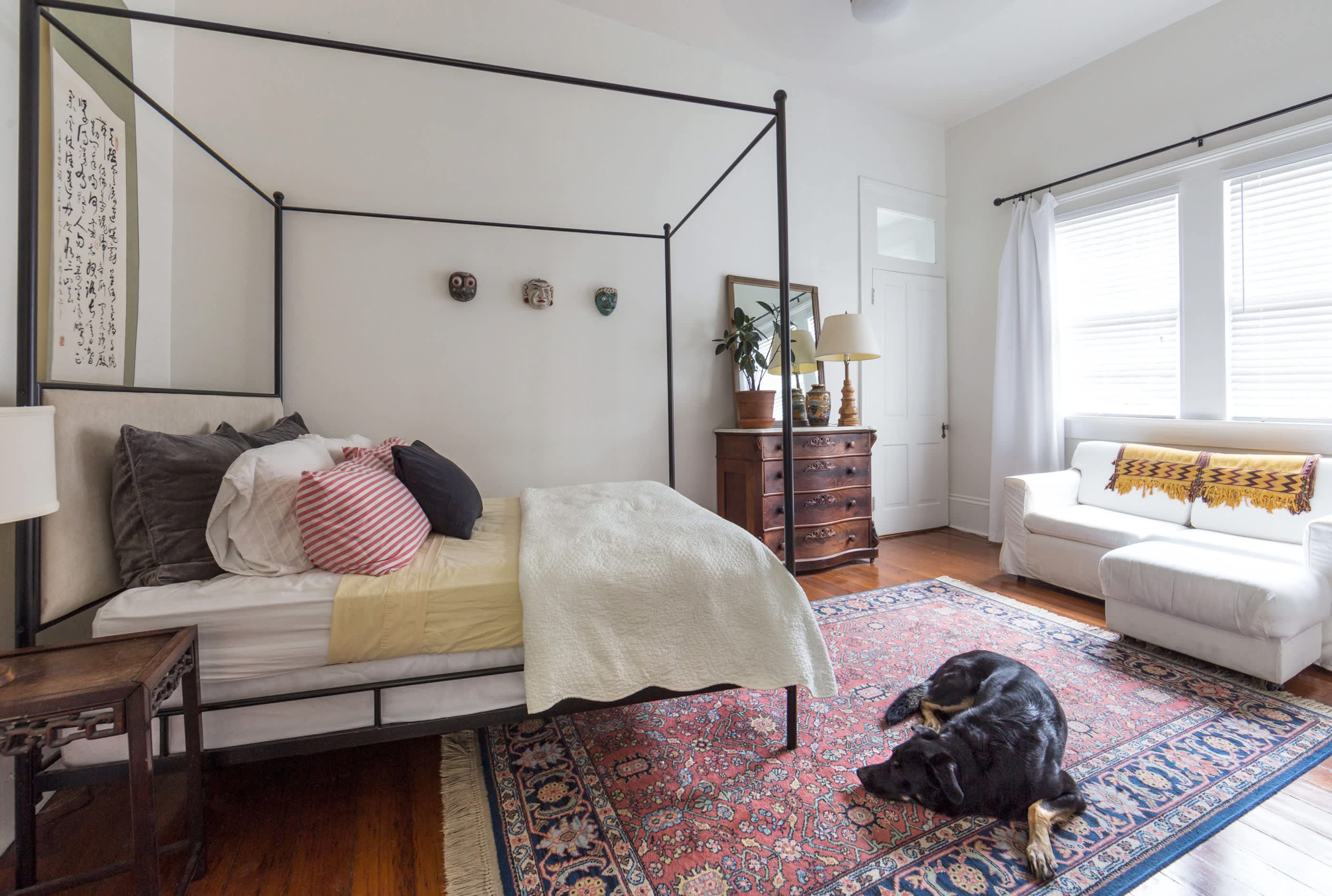 House Tour A Renovated Former New Orleans Speakeasy Apartment Therapy