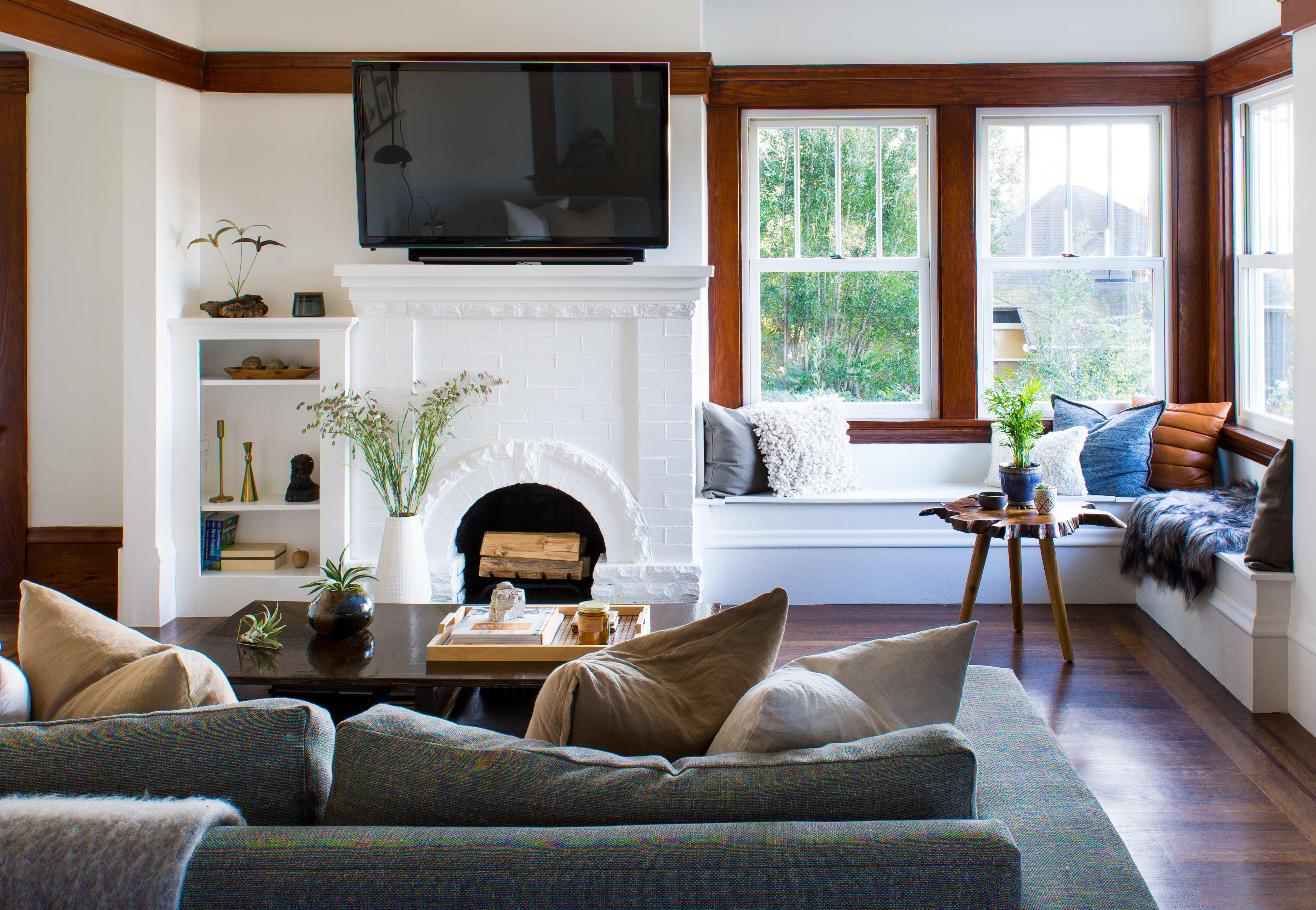 House Tour A Renovated California Craftsman Apartment Therapy