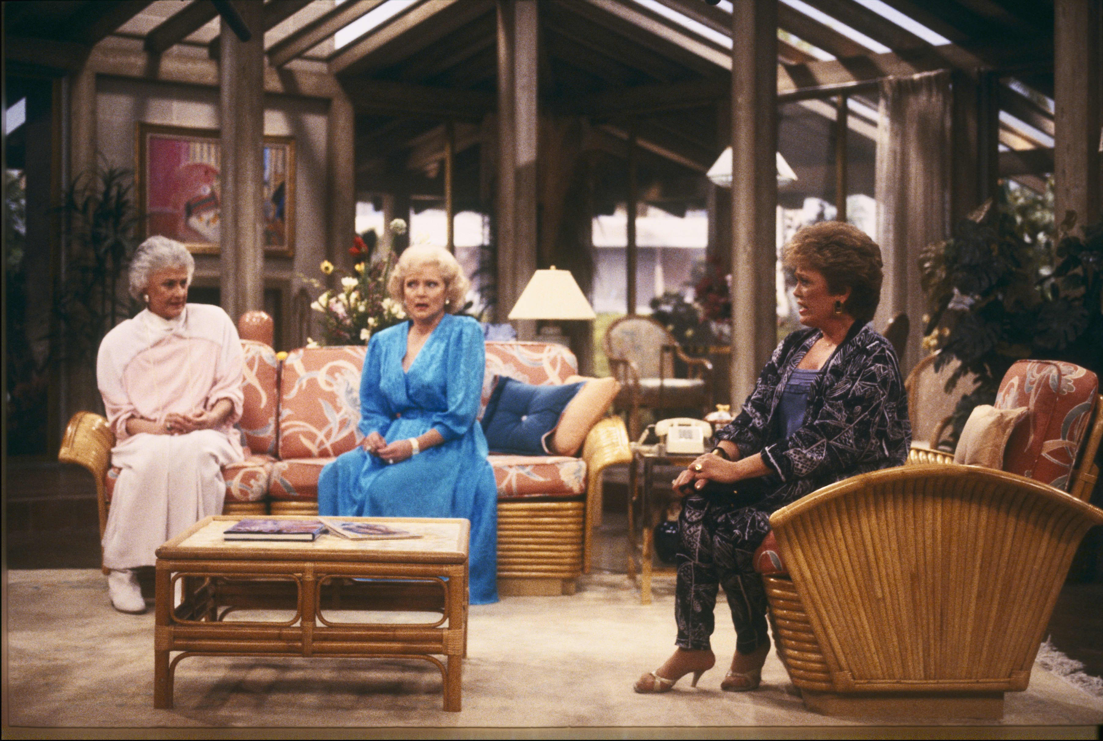 A Room By Room Breakdown Of The Golden Girls Tv Home