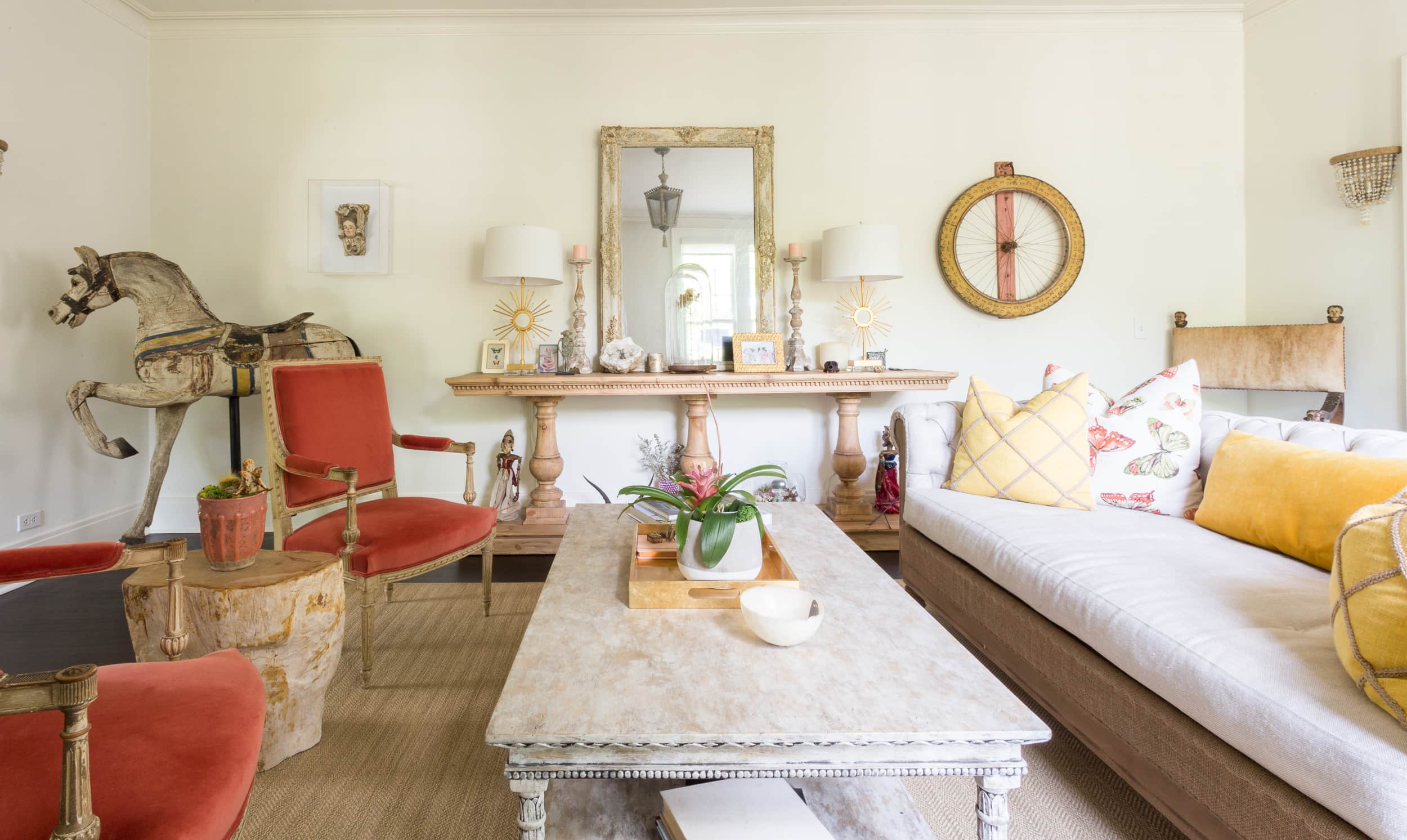 House Tour A Modern Farmhouse Style Tudor In Nashville Apartment
