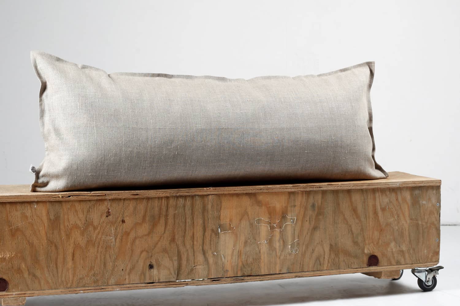 Look We Love Long Lumbar Pillows Where To Buy Them Apartment