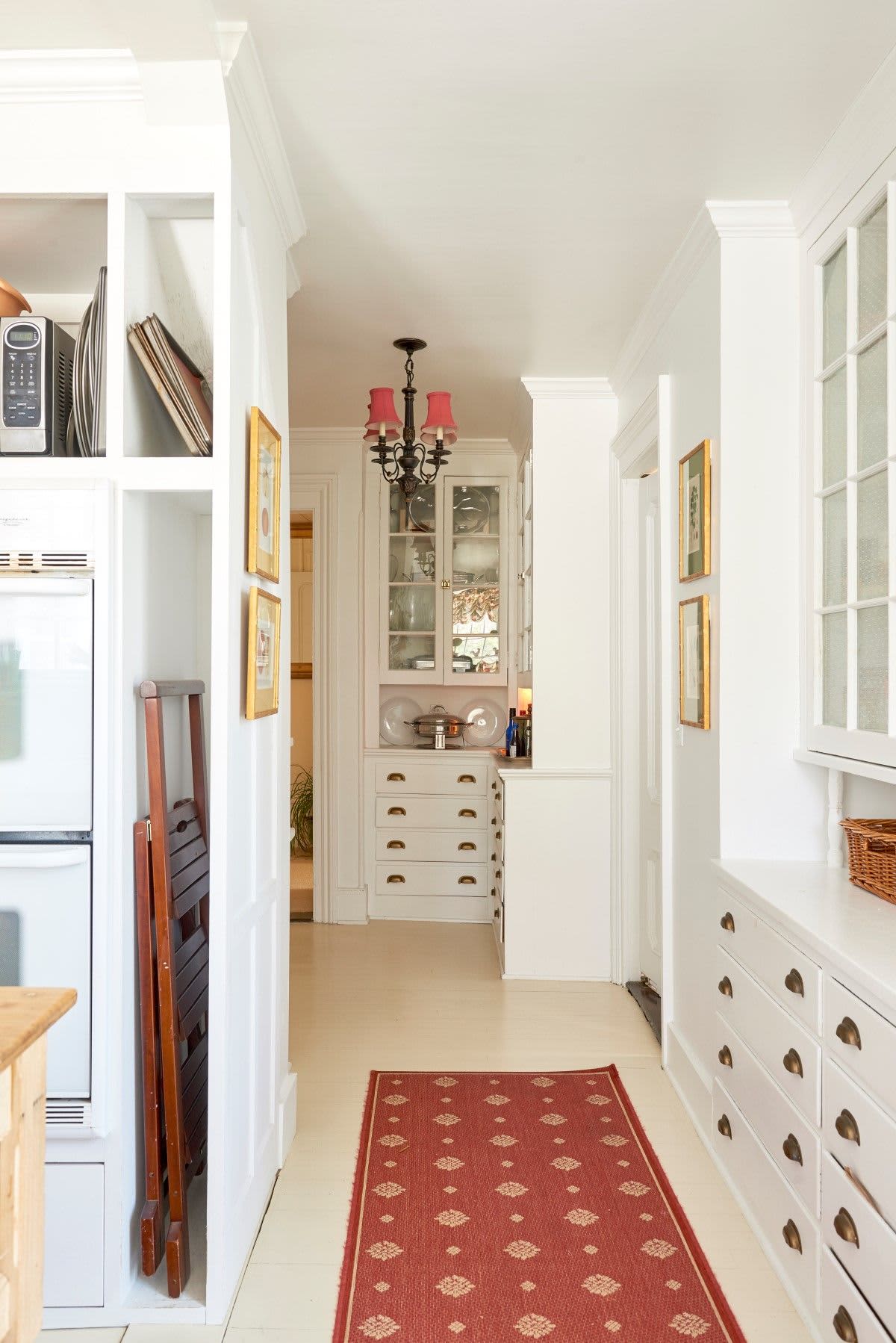 1 Main St, Sharon, CT Apartment Therapy