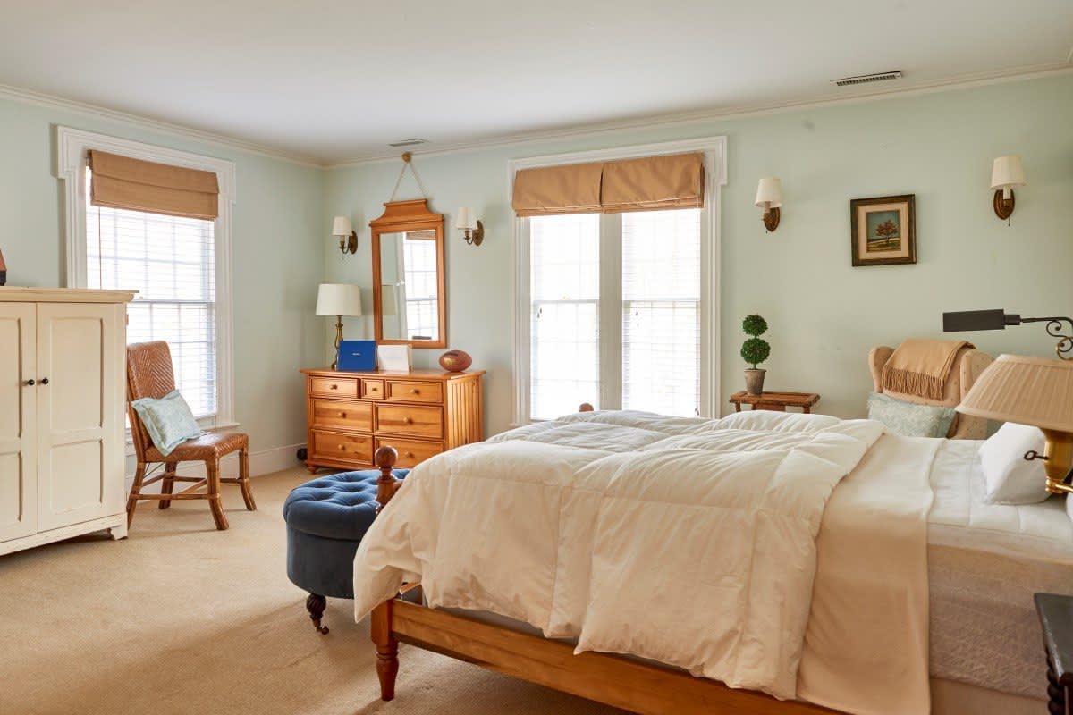 1 Main St, Sharon, CT Apartment Therapy