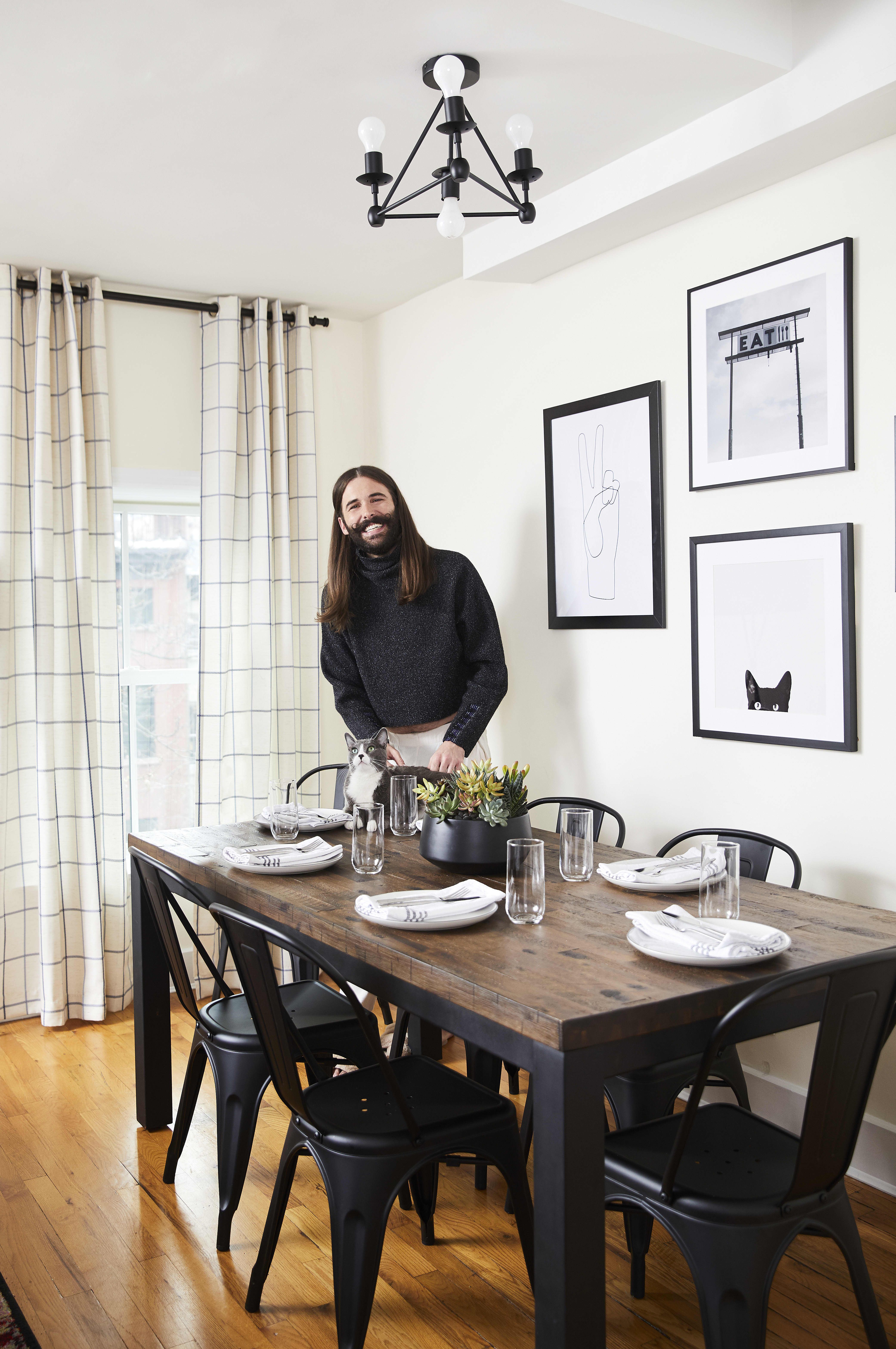 Queer Eye S Jonathan Van Ness Nyc Apartment Photos