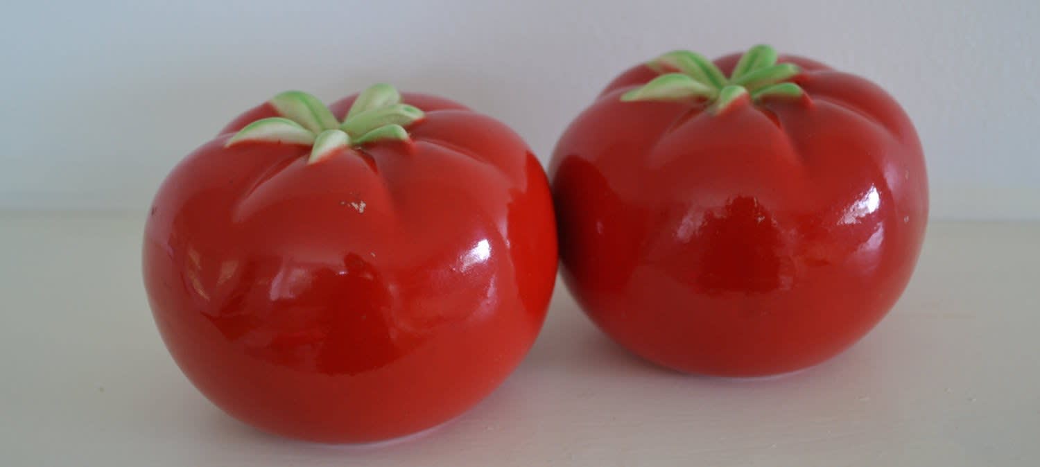 13 Vintage TomatoThemed Kitchen Goods Kitchn