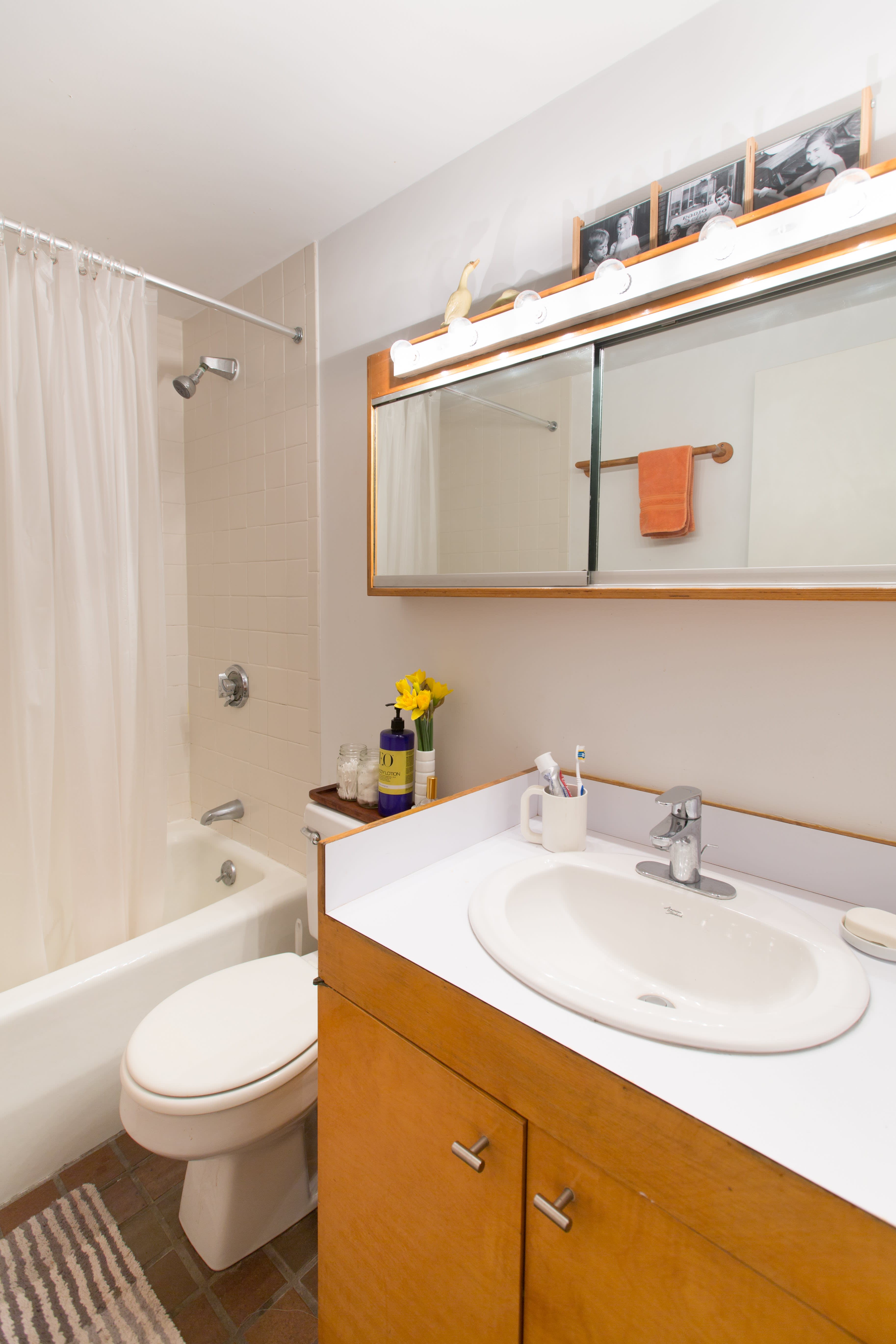 House Tour A Personal, Modern Apartment in Cambridge Apartment Therapy